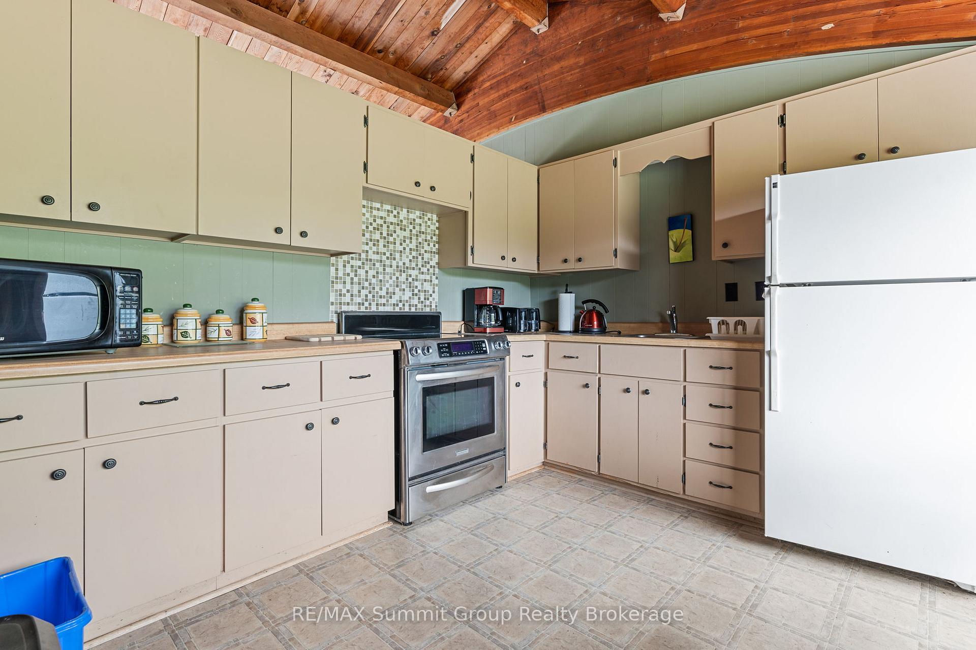 Photo 39 of 189 Stone Hill Road, West Grey — HOMEH