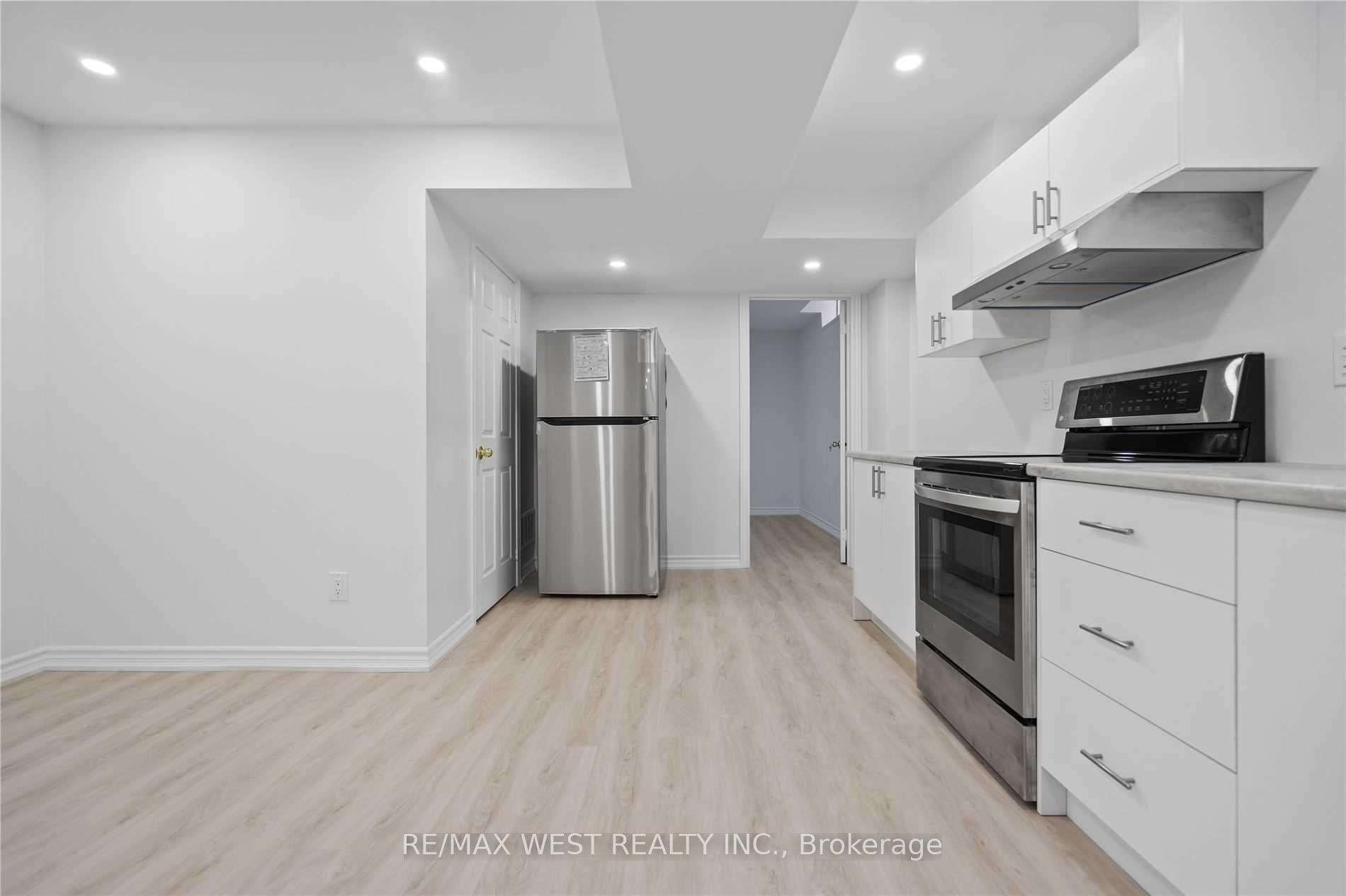 Photo 16 of Unit Lower, 58 Keystar Court, Vaughan, Vellore Village — HOMEH
