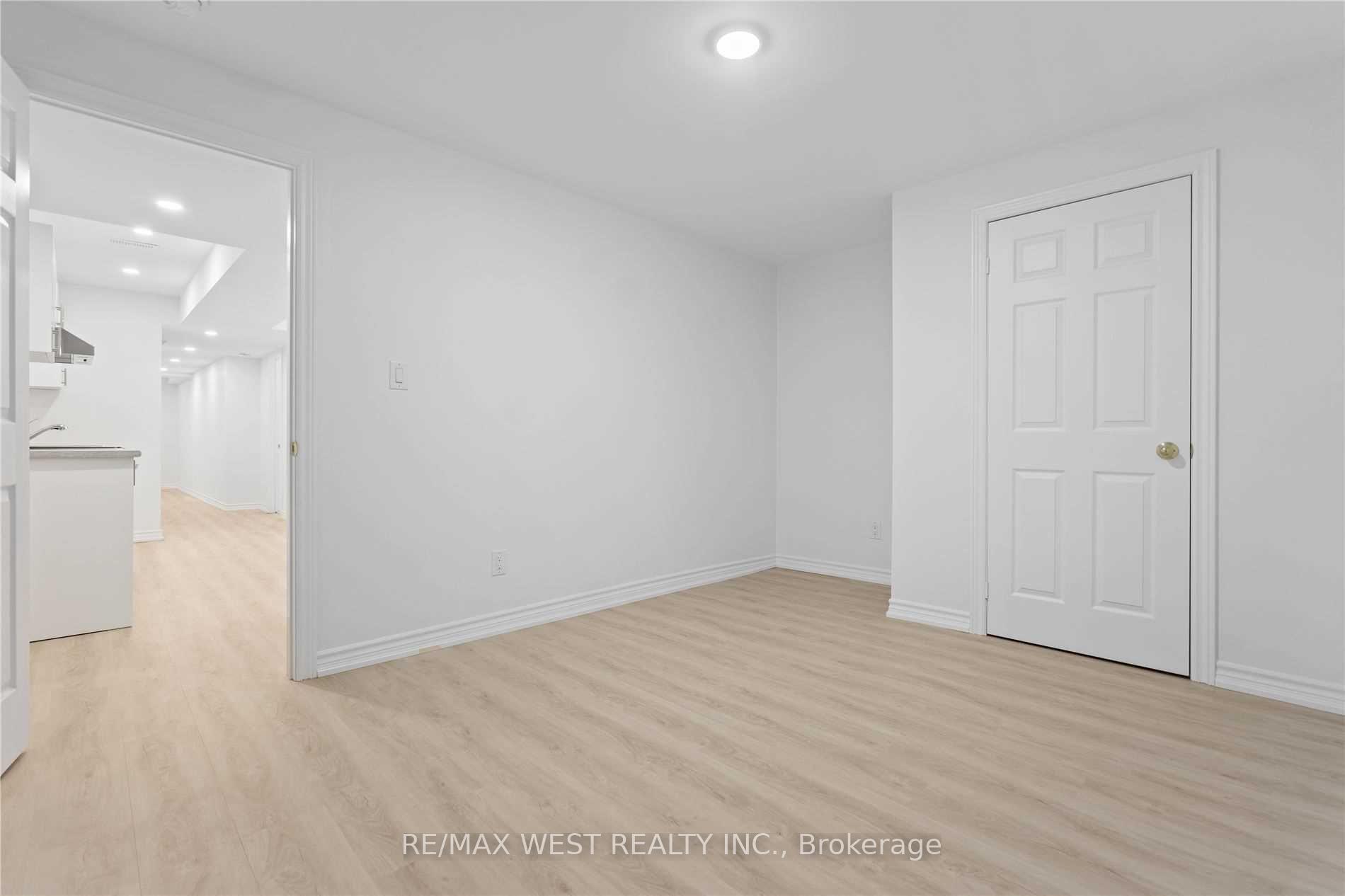 Photo 20 of Unit Lower, 58 Keystar Court, Vaughan, Vellore Village — HOMEH