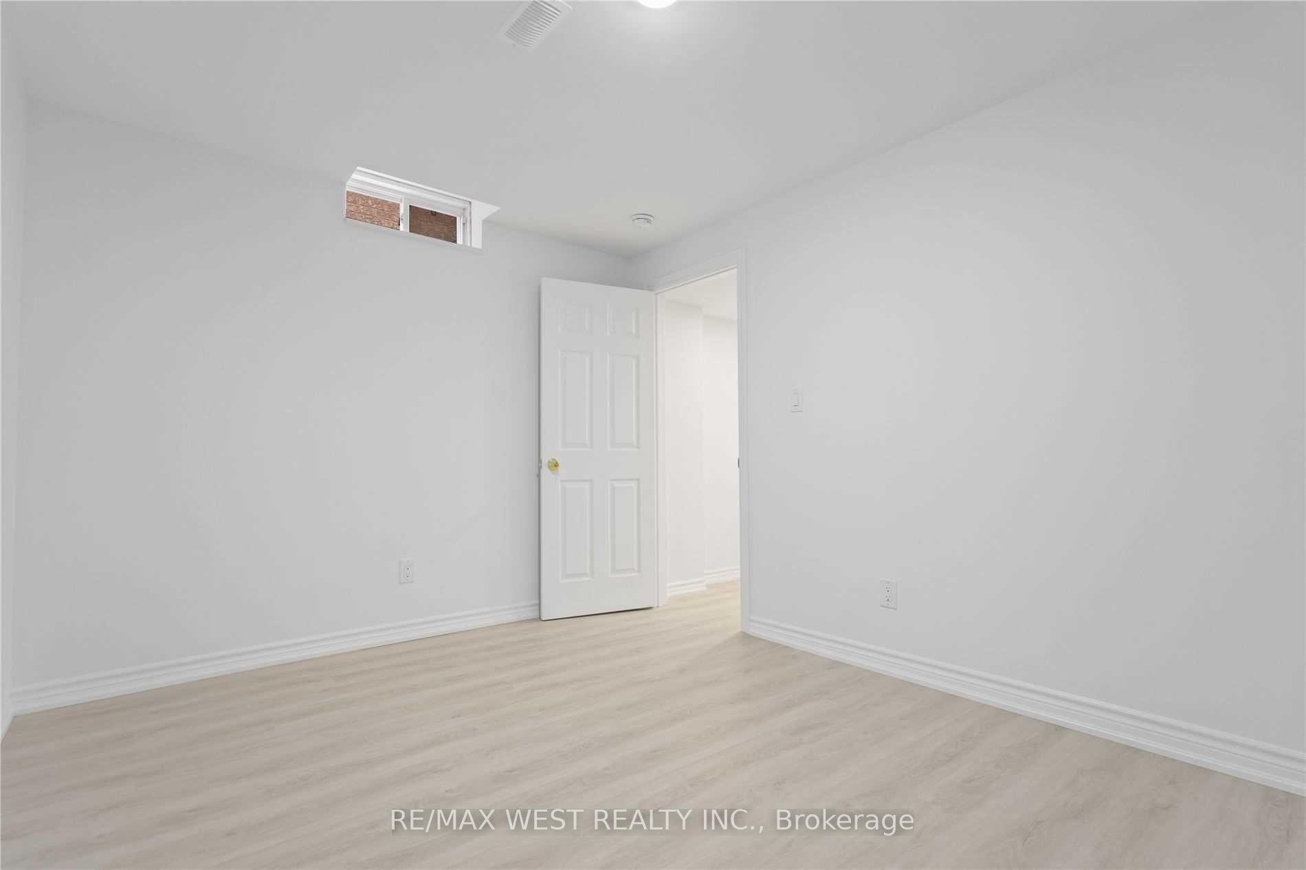 Photo 21 of Unit Lower, 58 Keystar Court, Vaughan, Vellore Village — HOMEH