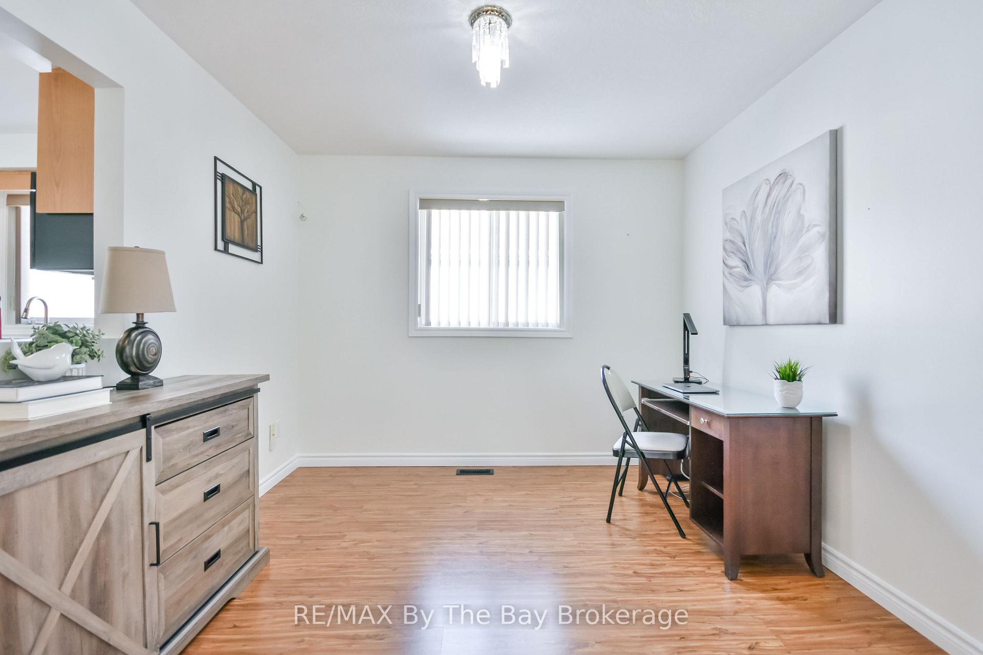 Photo 10 of 336 Robinson Road, Wasaga Beach — HOMEH
