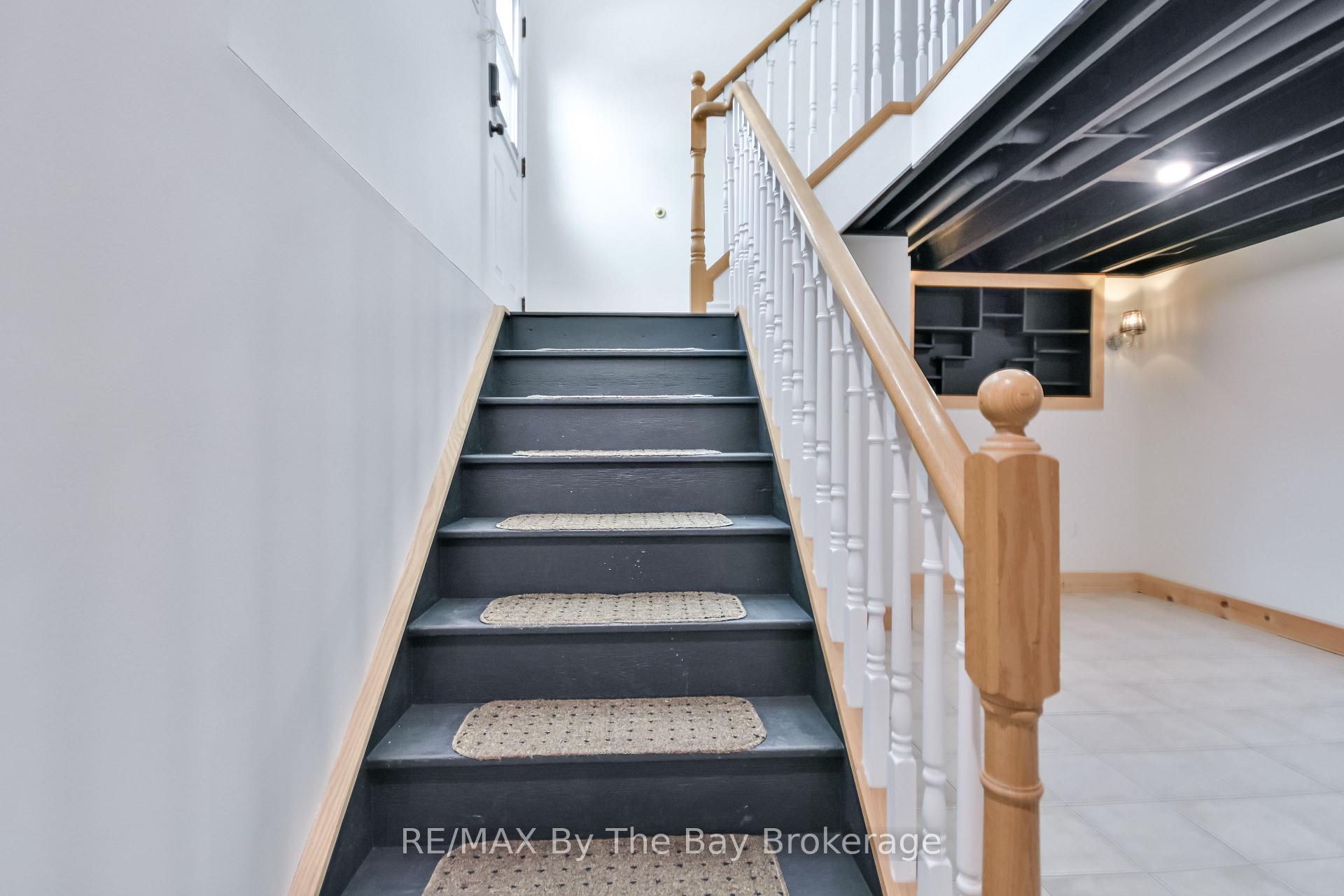 Photo 23 of 336 Robinson Road, Wasaga Beach — HOMEH