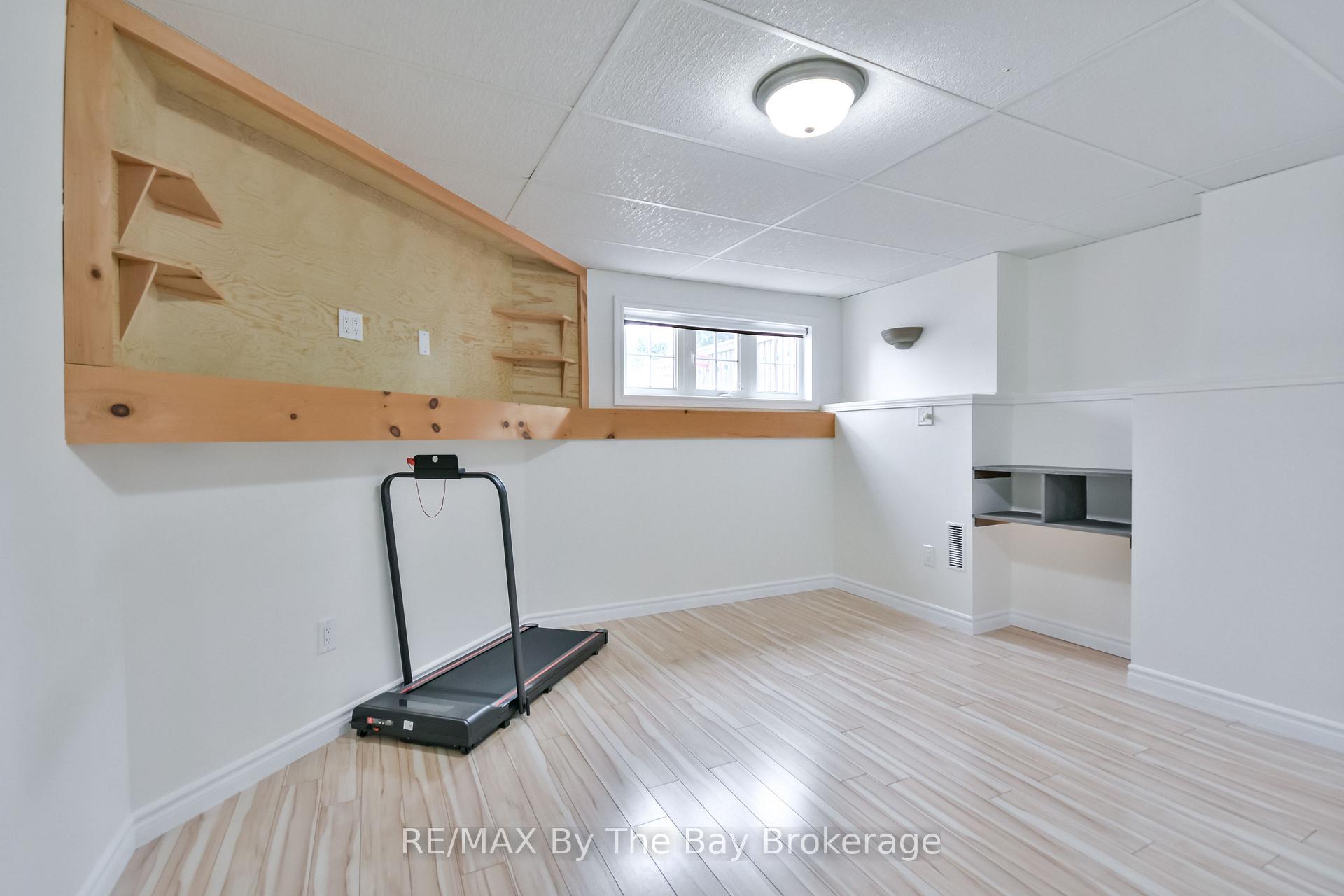 Photo 35 of 336 Robinson Road, Wasaga Beach — HOMEH