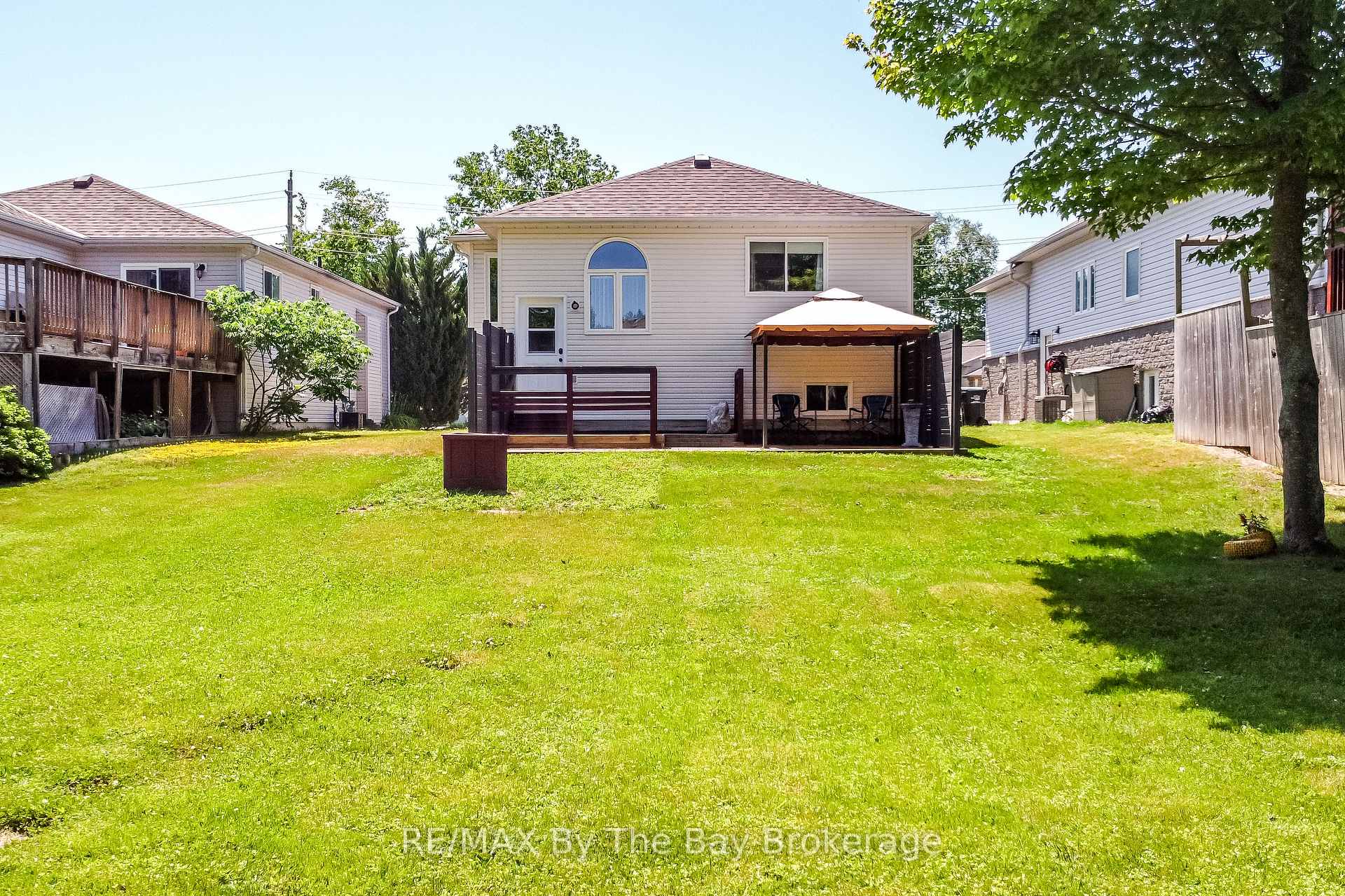 Photo 40 of 336 Robinson Road, Wasaga Beach — HOMEH