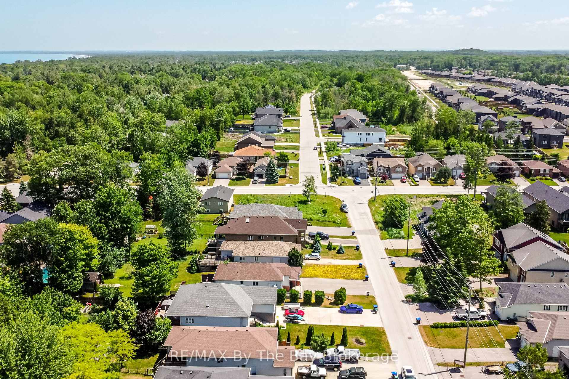 Photo 47 of 336 Robinson Road, Wasaga Beach — HOMEH