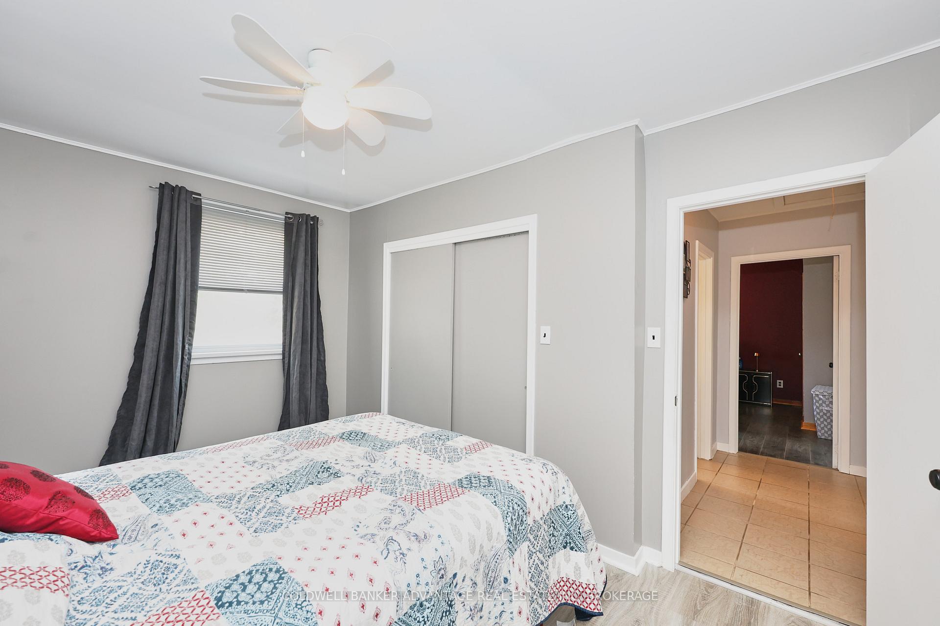 Photo 16 of 17 Clifford Avenue, Welland, Broadway — HOMEH