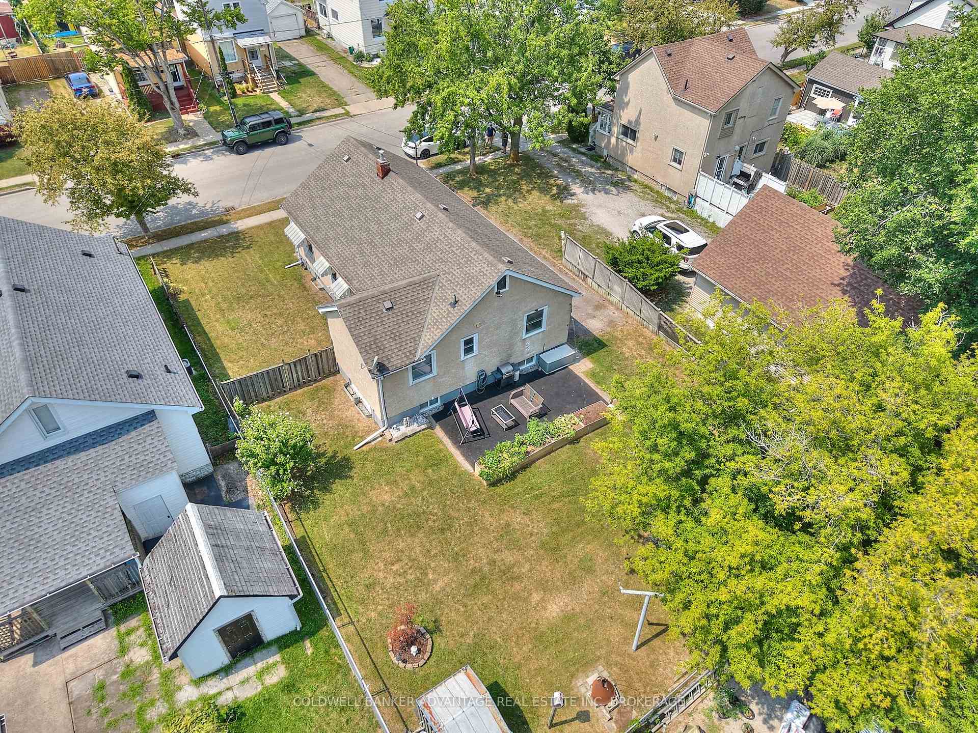 Photo 27 of 17 Clifford Avenue, Welland, Broadway — HOMEH