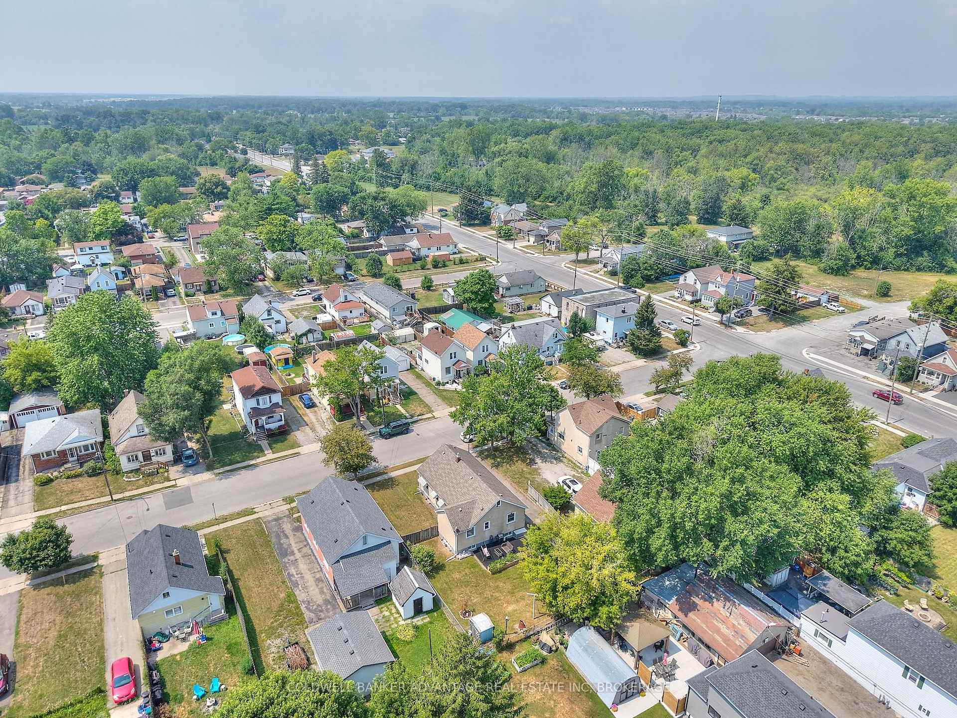 Photo 28 of 17 Clifford Avenue, Welland, Broadway — HOMEH
