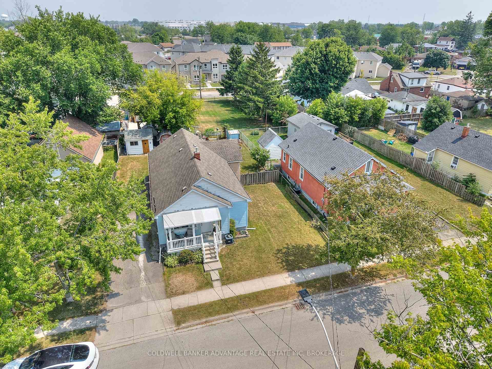 Photo 30 of 17 Clifford Avenue, Welland, Broadway — HOMEH