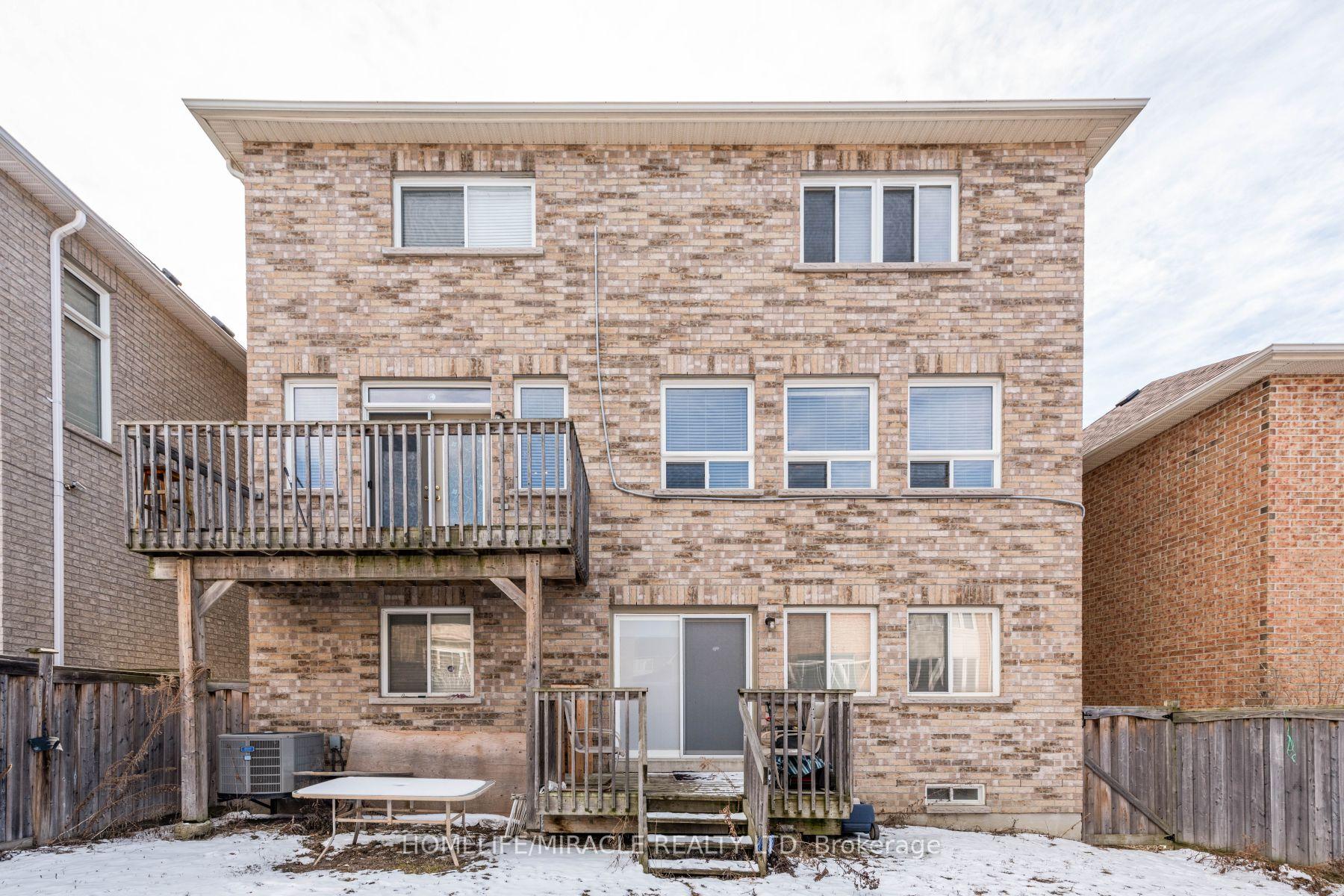 Photo 6 of 8 Solway Crescent, Ajax, Northeast Ajax — HOMEH