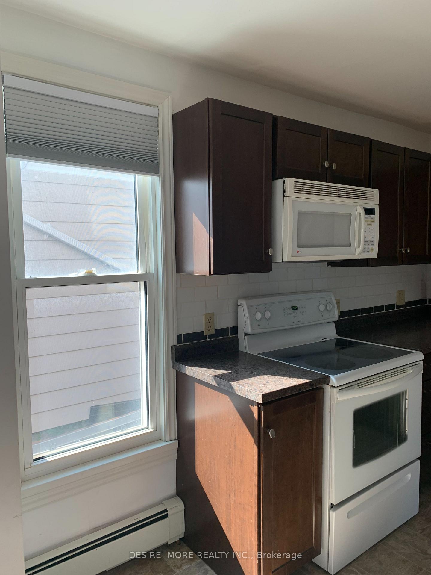 Photo 9 of 23 Garner Avenue, Welland, Welland Downtown — HOMEH