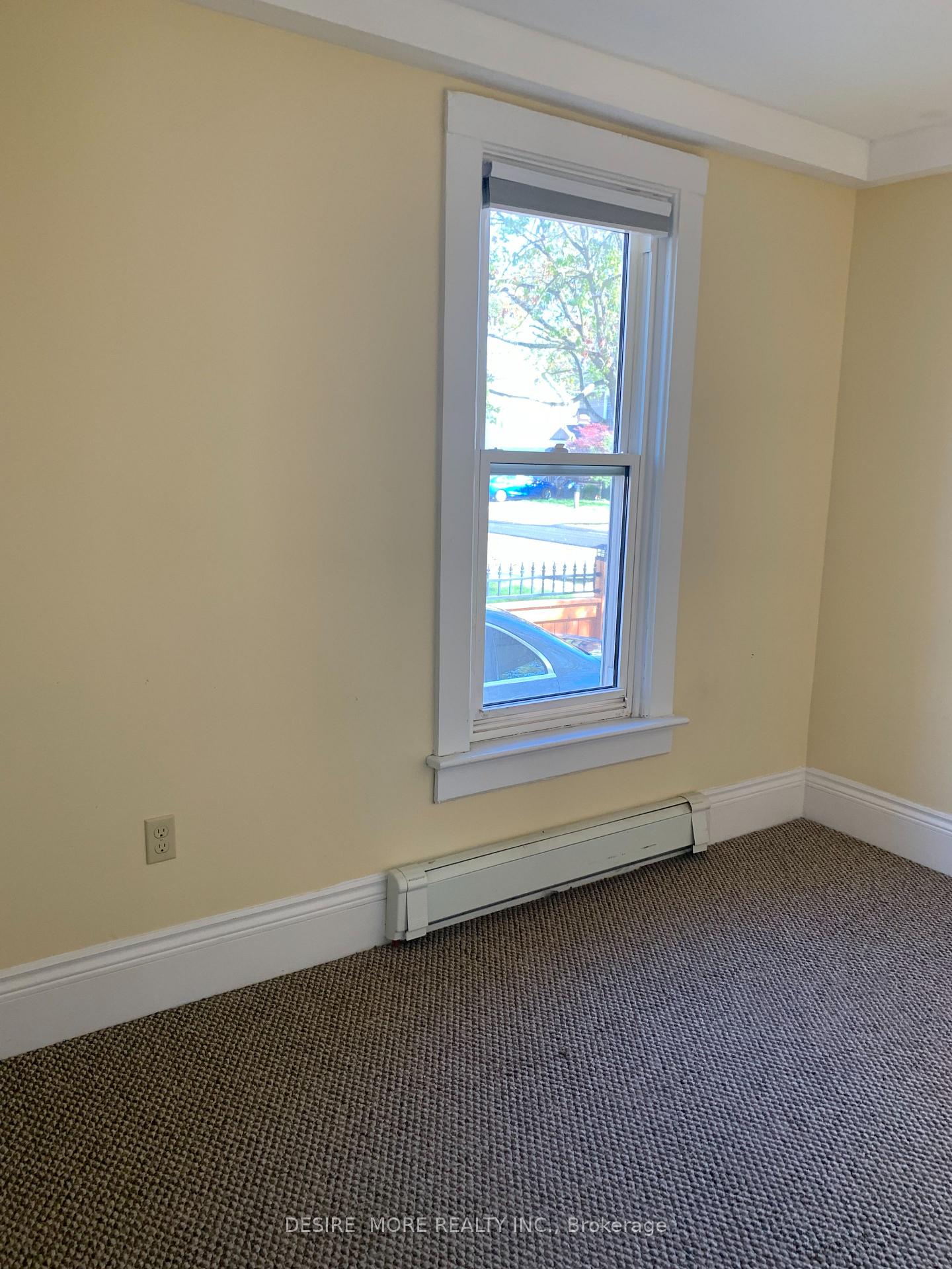 Photo 20 of 23 Garner Avenue, Welland, Welland Downtown — HOMEH