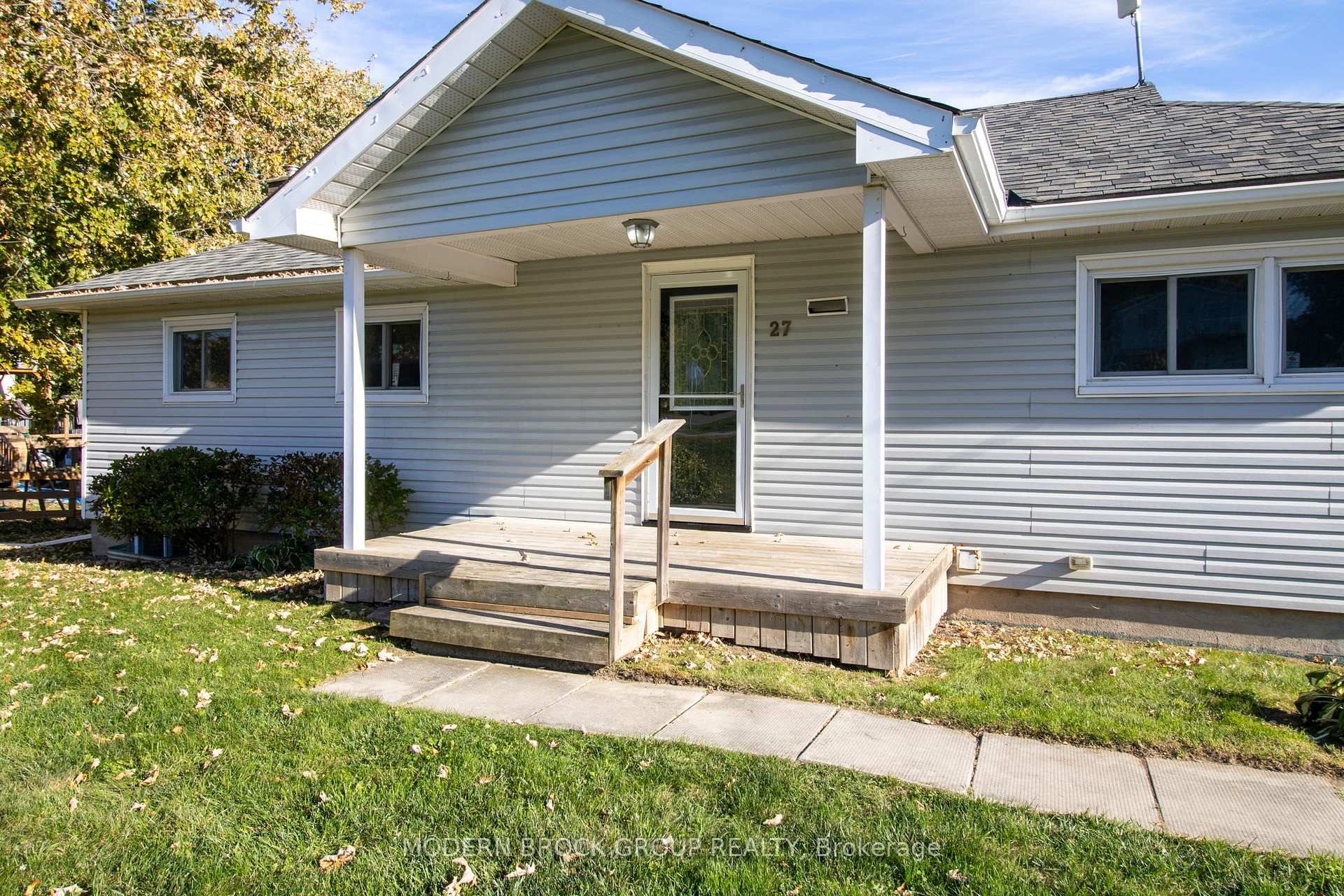 Photo 4 of 27 Sarah Street, Augusta, Augusta Twp — HOMEH