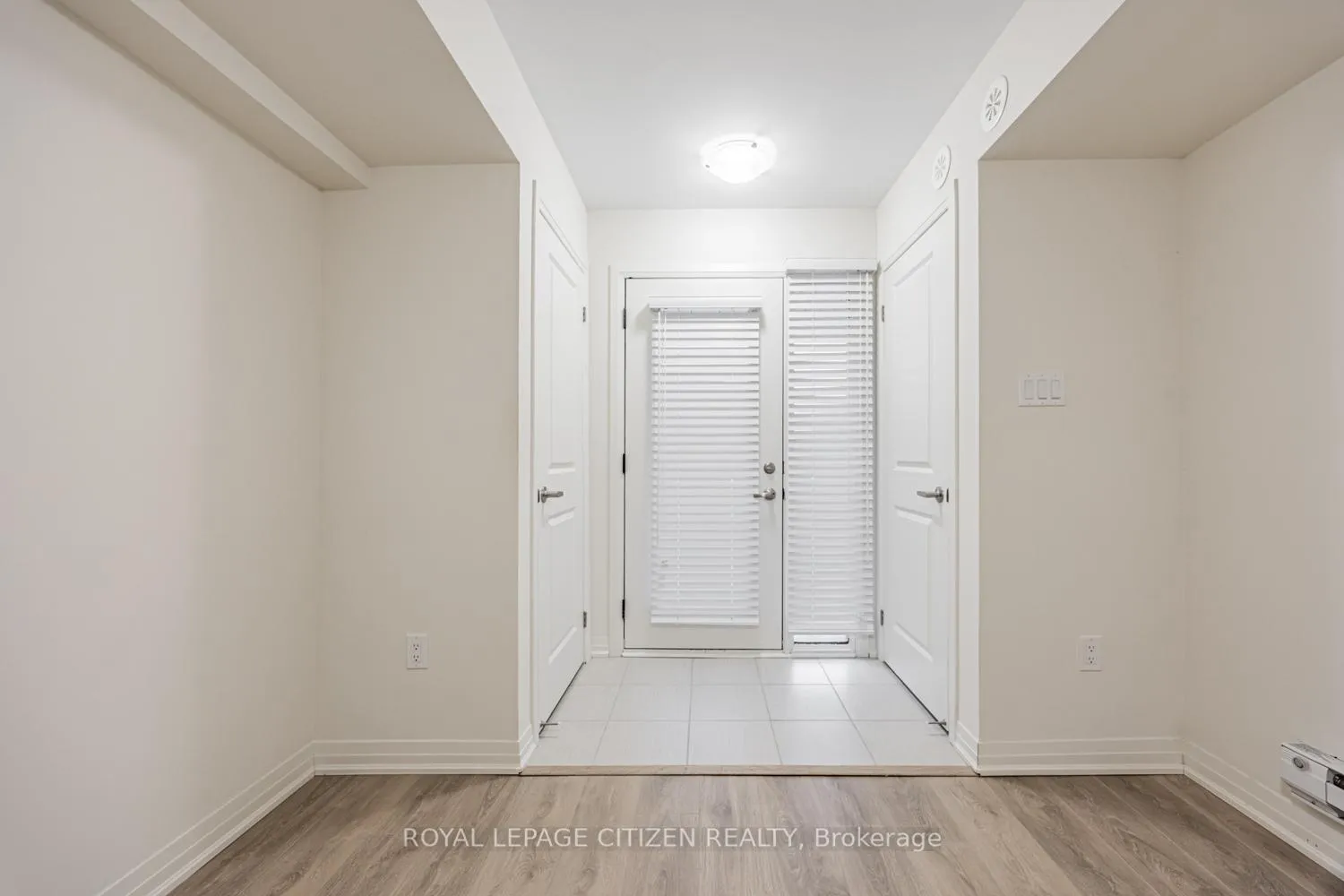 Photo 3 of 32 Emmas Way, Whitby, Taunton North — HOMEH
