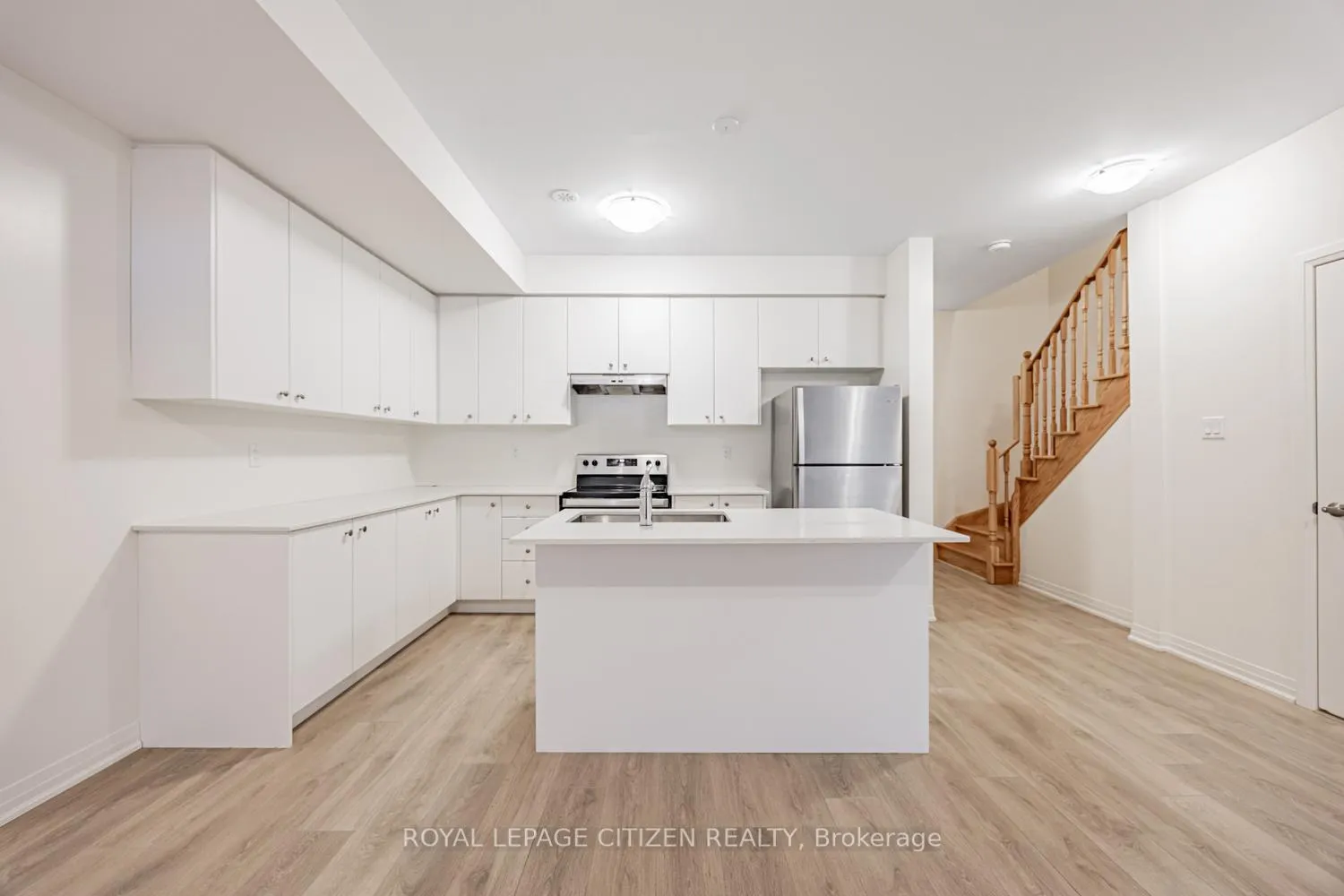 Photo 9 of 32 Emmas Way, Whitby, Taunton North — HOMEH