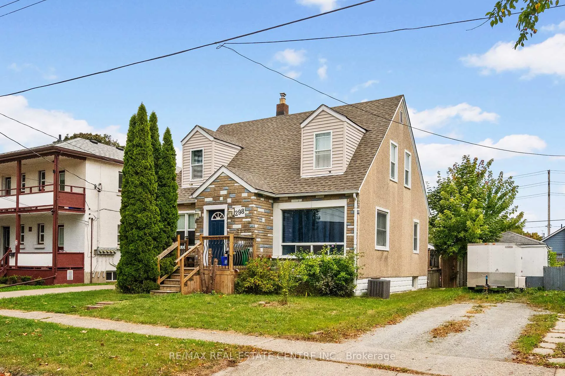 Front of Unit Basement, 298 Wallace Avenue