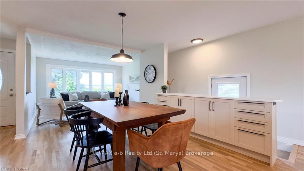 Photo 9 of 3813 Road 160, West Perth, Fullarton — HOMEH
