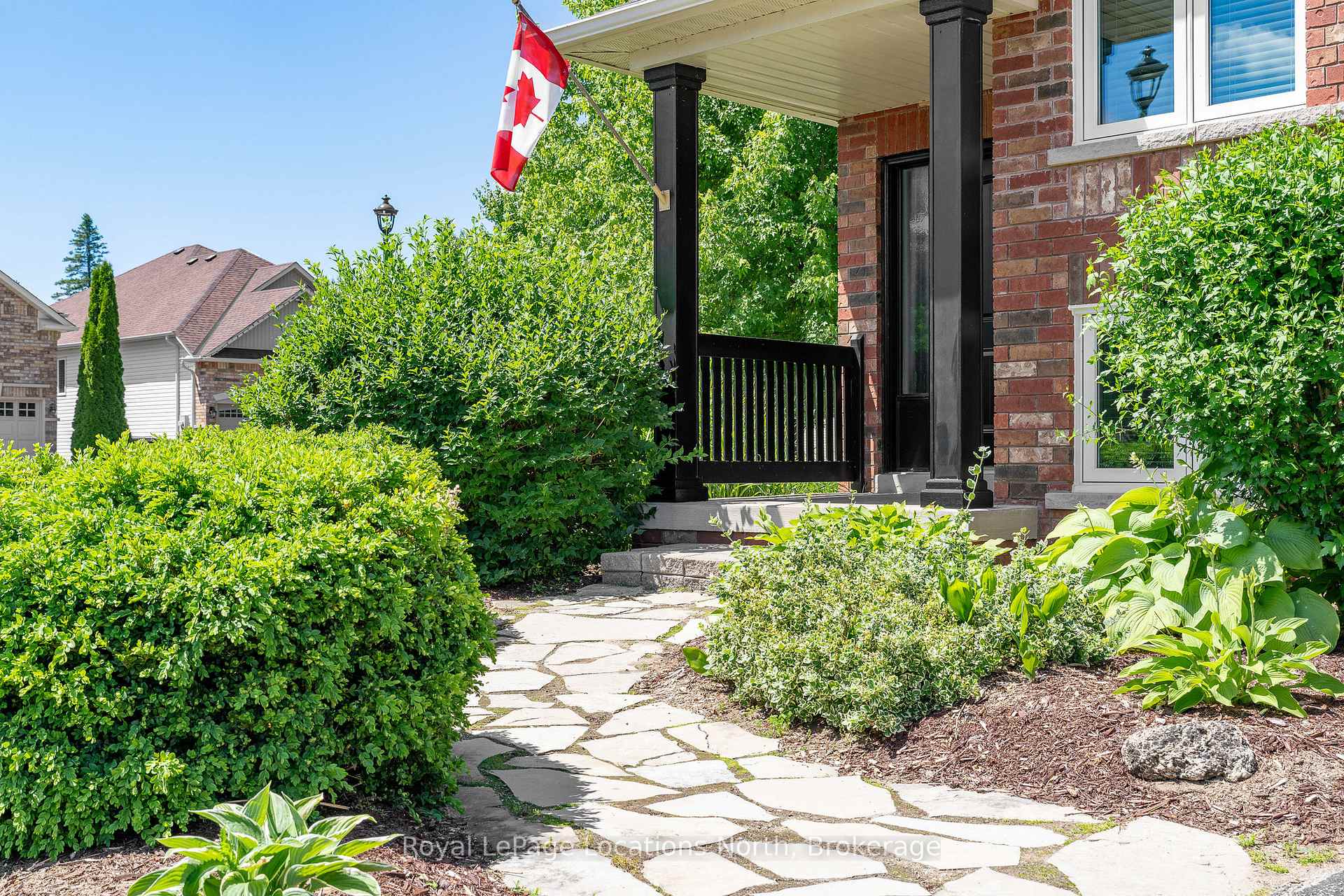 Photo 3 of 14 Middleport Drive, Wasaga Beach — HOMEH