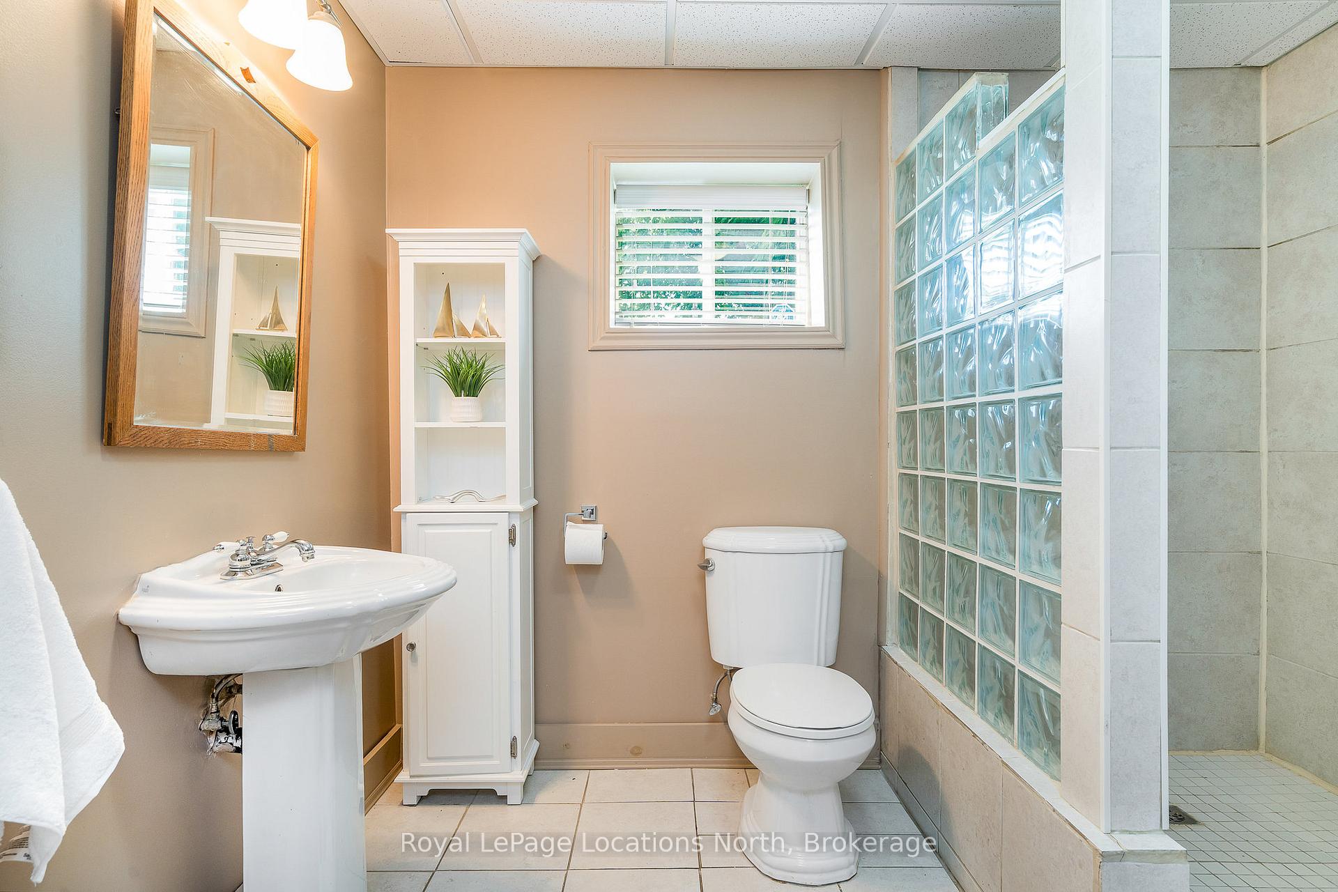 Photo 40 of 14 Middleport Drive, Wasaga Beach — HOMEH
