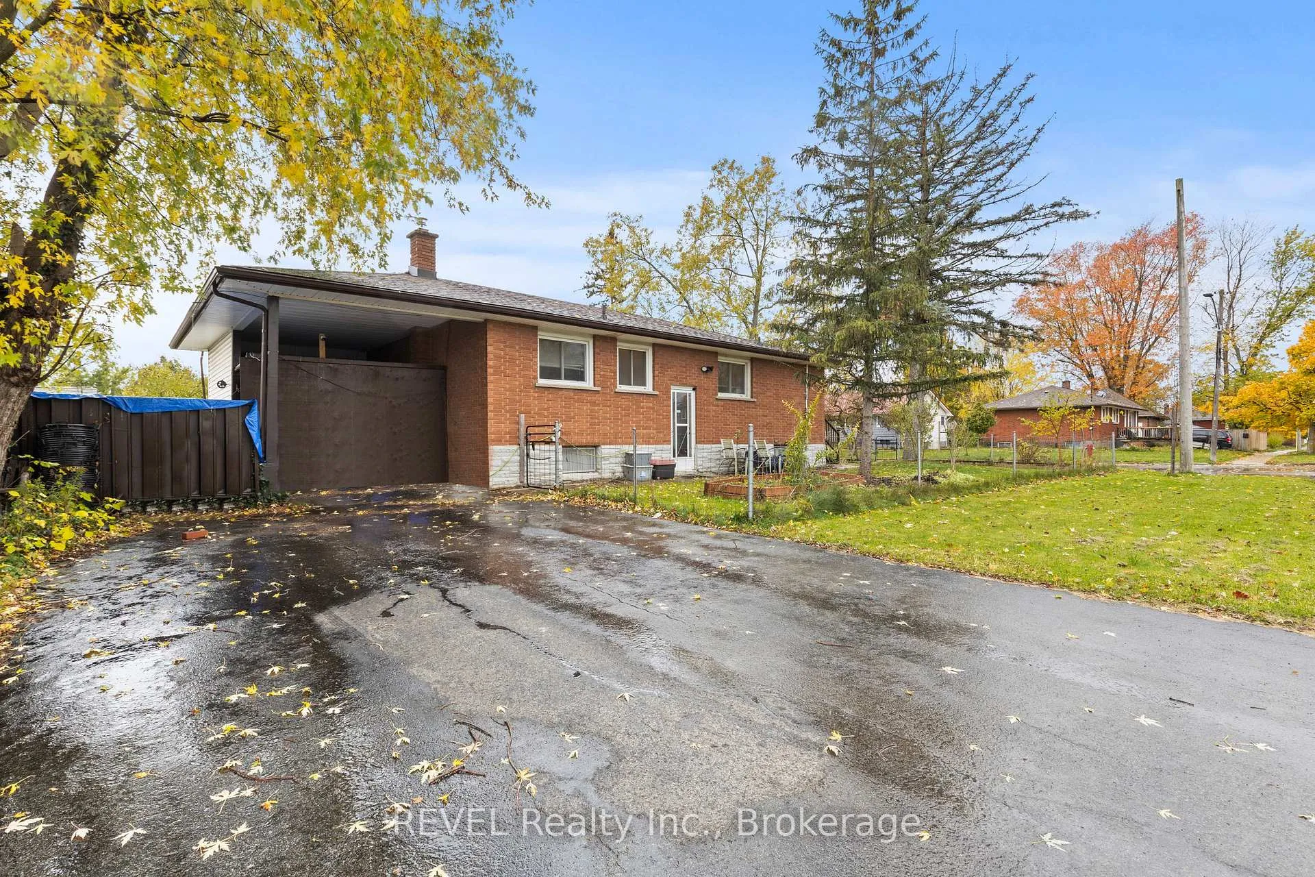 Photo 27 of 203 Kilgour Avenue, Welland, Broadway — HOMEH