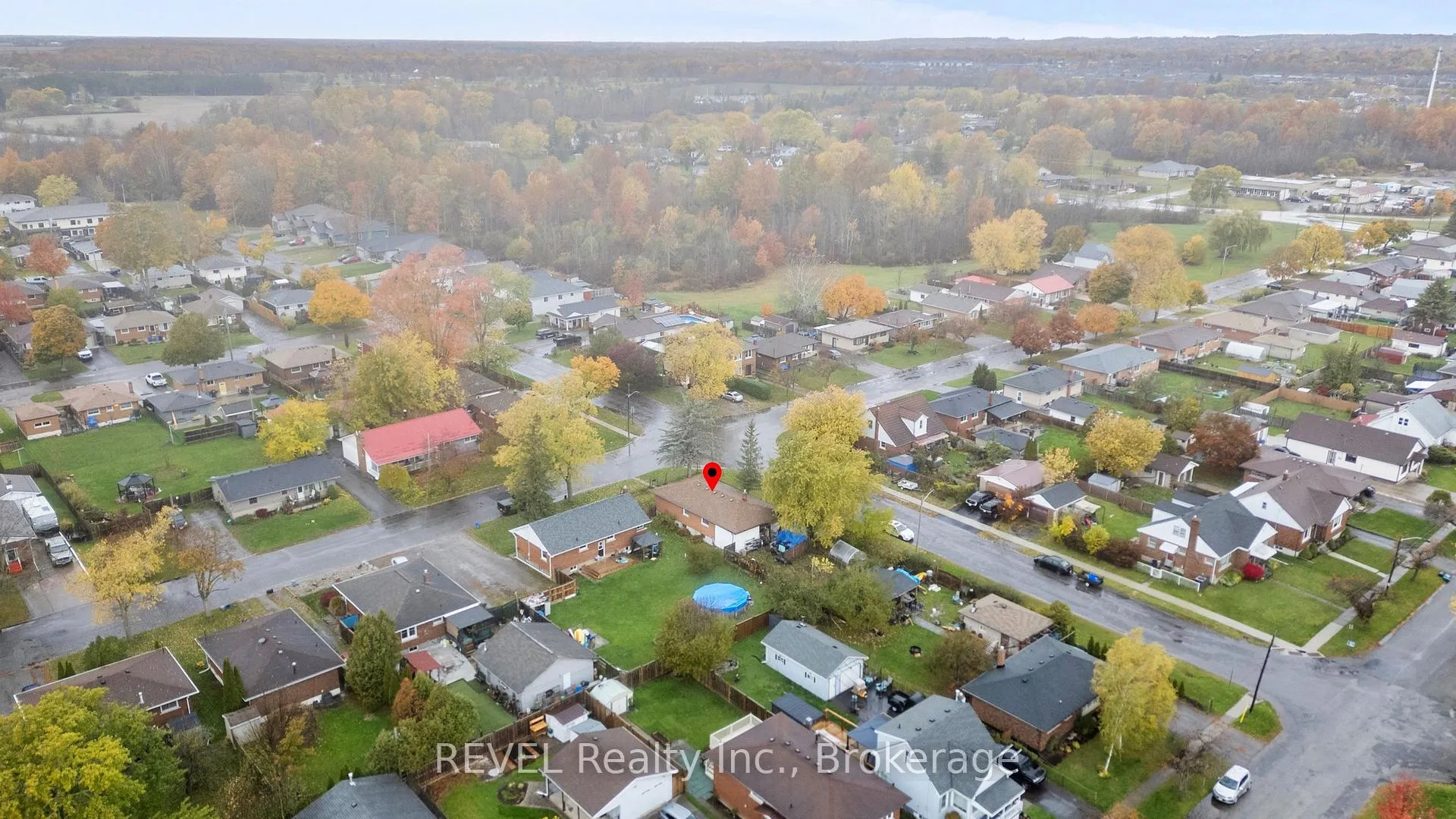 Photo 31 of 203 Kilgour Avenue, Welland, Broadway — HOMEH