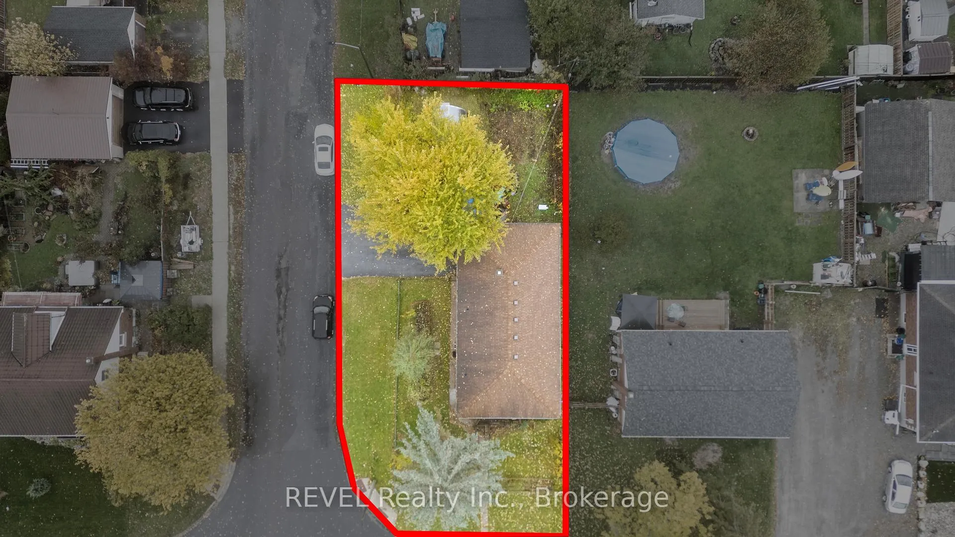 Photo 32 of 203 Kilgour Avenue, Welland, Broadway — HOMEH