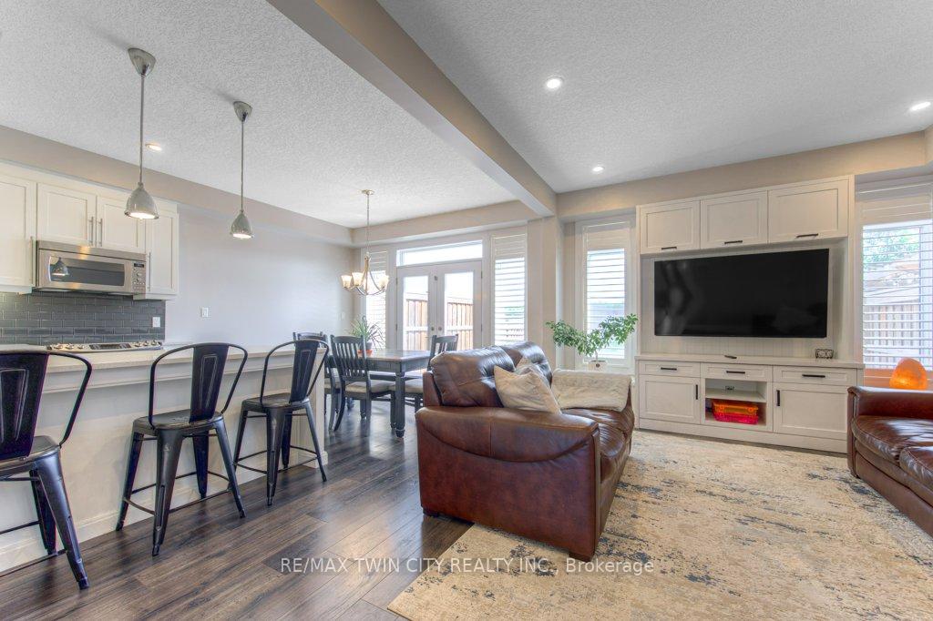 Photo 8 of 302 Ginseng Street, Waterloo — HOMEH