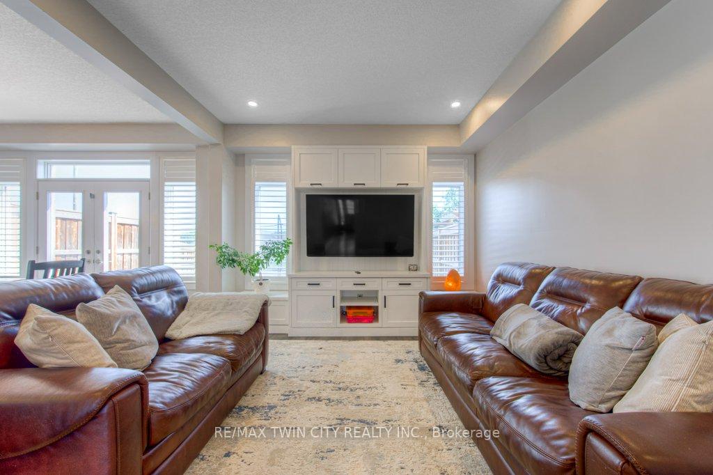 Photo 9 of 302 Ginseng Street, Waterloo — HOMEH