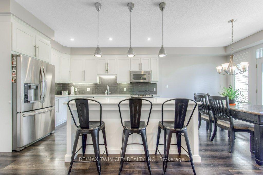 Photo 12 of 302 Ginseng Street, Waterloo — HOMEH