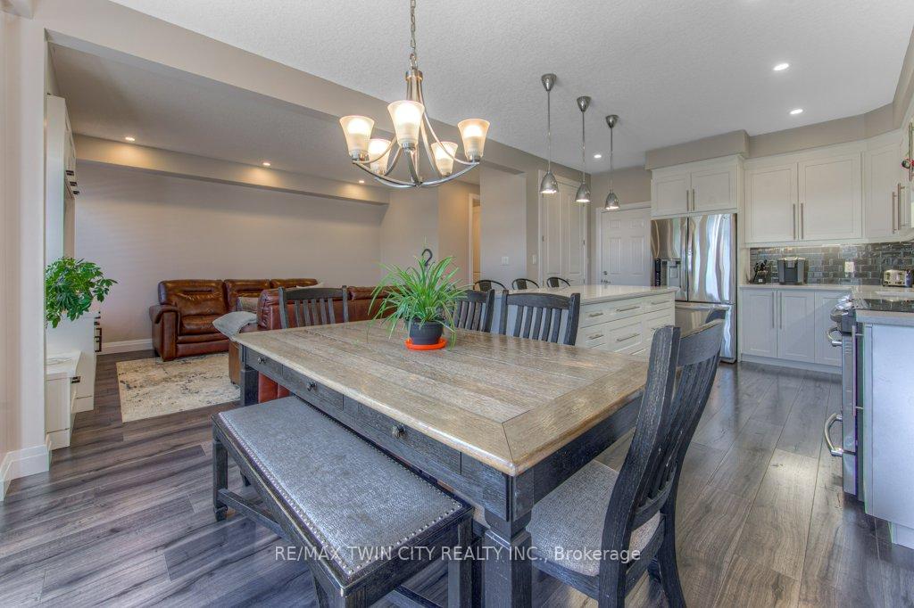 Photo 20 of 302 Ginseng Street, Waterloo — HOMEH