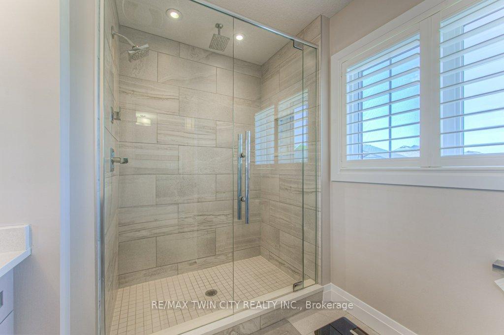 Photo 27 of 302 Ginseng Street, Waterloo — HOMEH