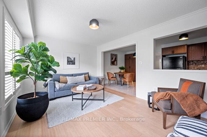 Photo 6 of 78 Keystar Court, Vaughan, Vellore Village — HOMEH