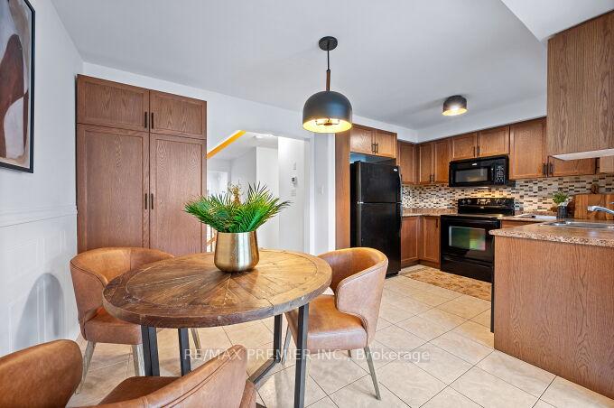 Photo 8 of 78 Keystar Court, Vaughan, Vellore Village — HOMEH