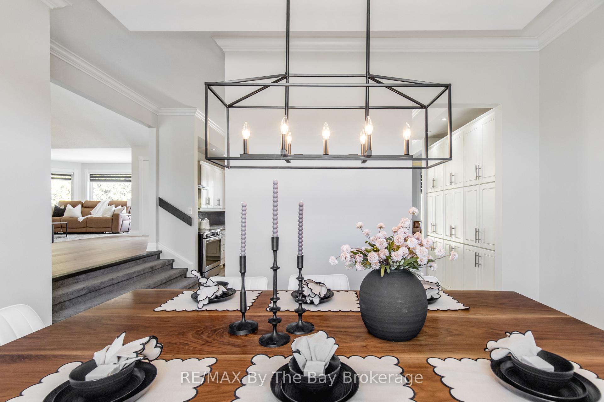 Photo 17 of 25 Britton Court, Wasaga Beach — HOMEH