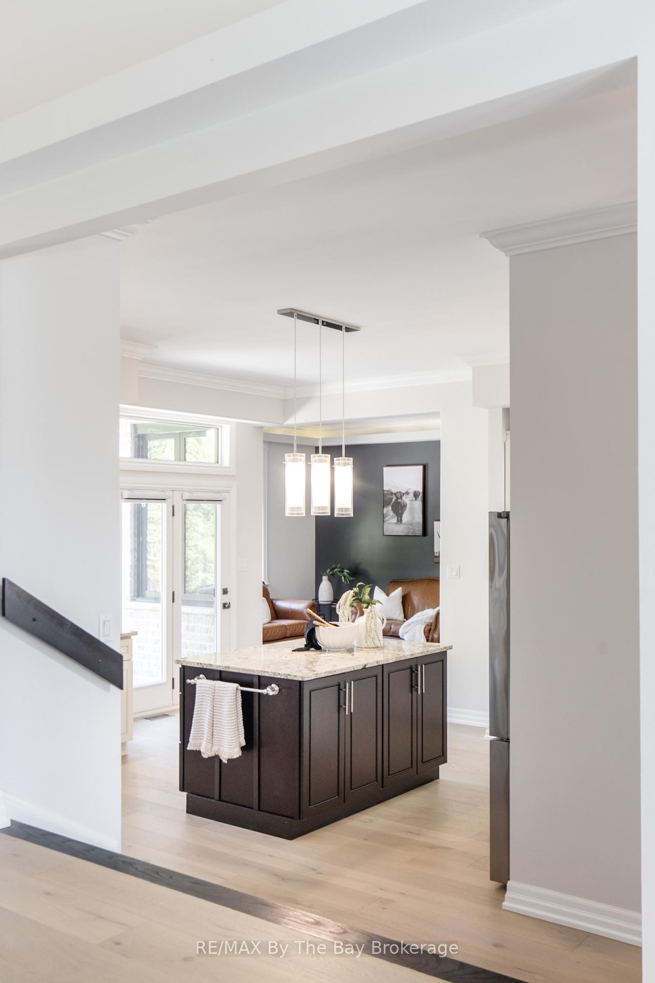 Photo 20 of 25 Britton Court, Wasaga Beach — HOMEH