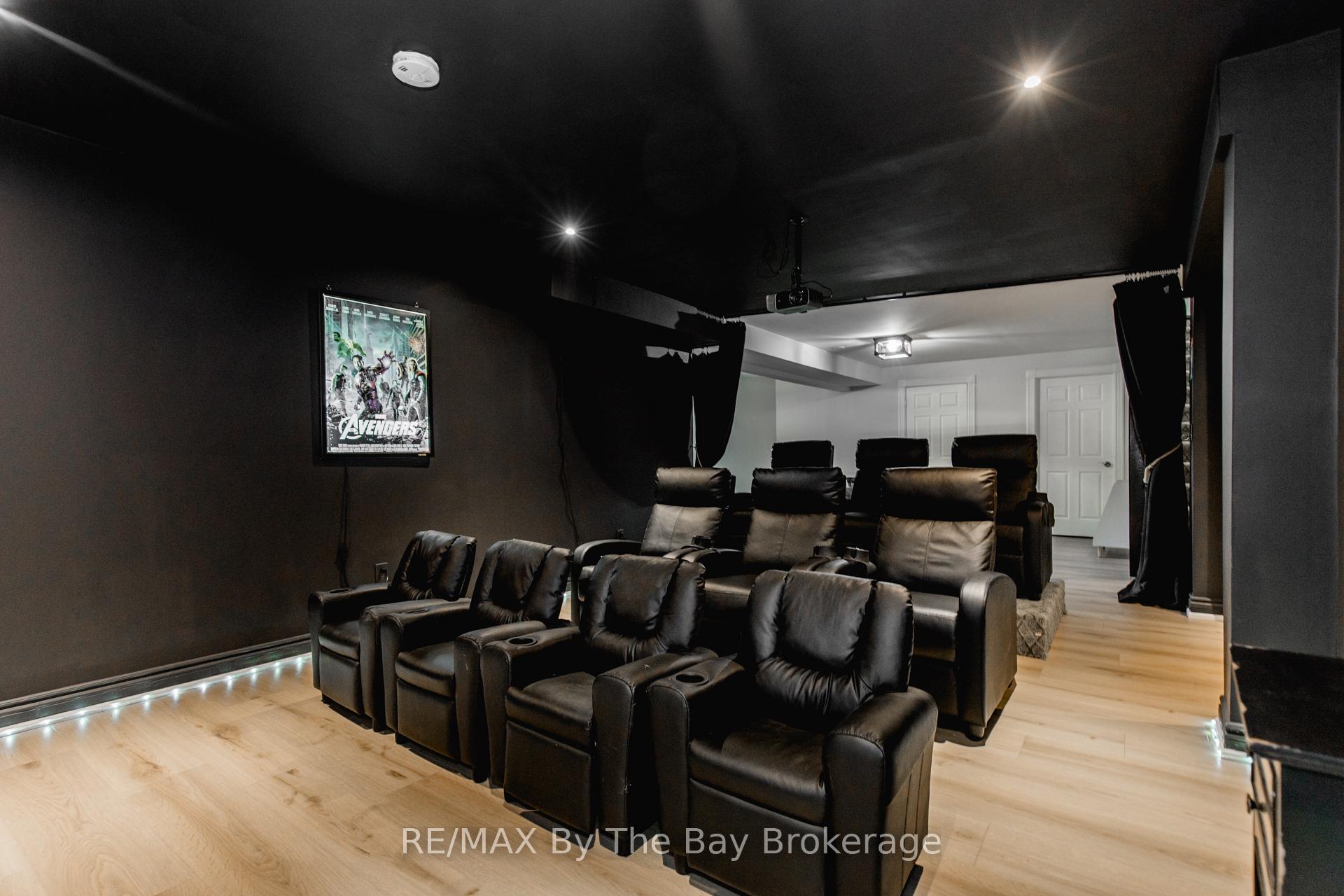 Photo 34 of 25 Britton Court, Wasaga Beach — HOMEH