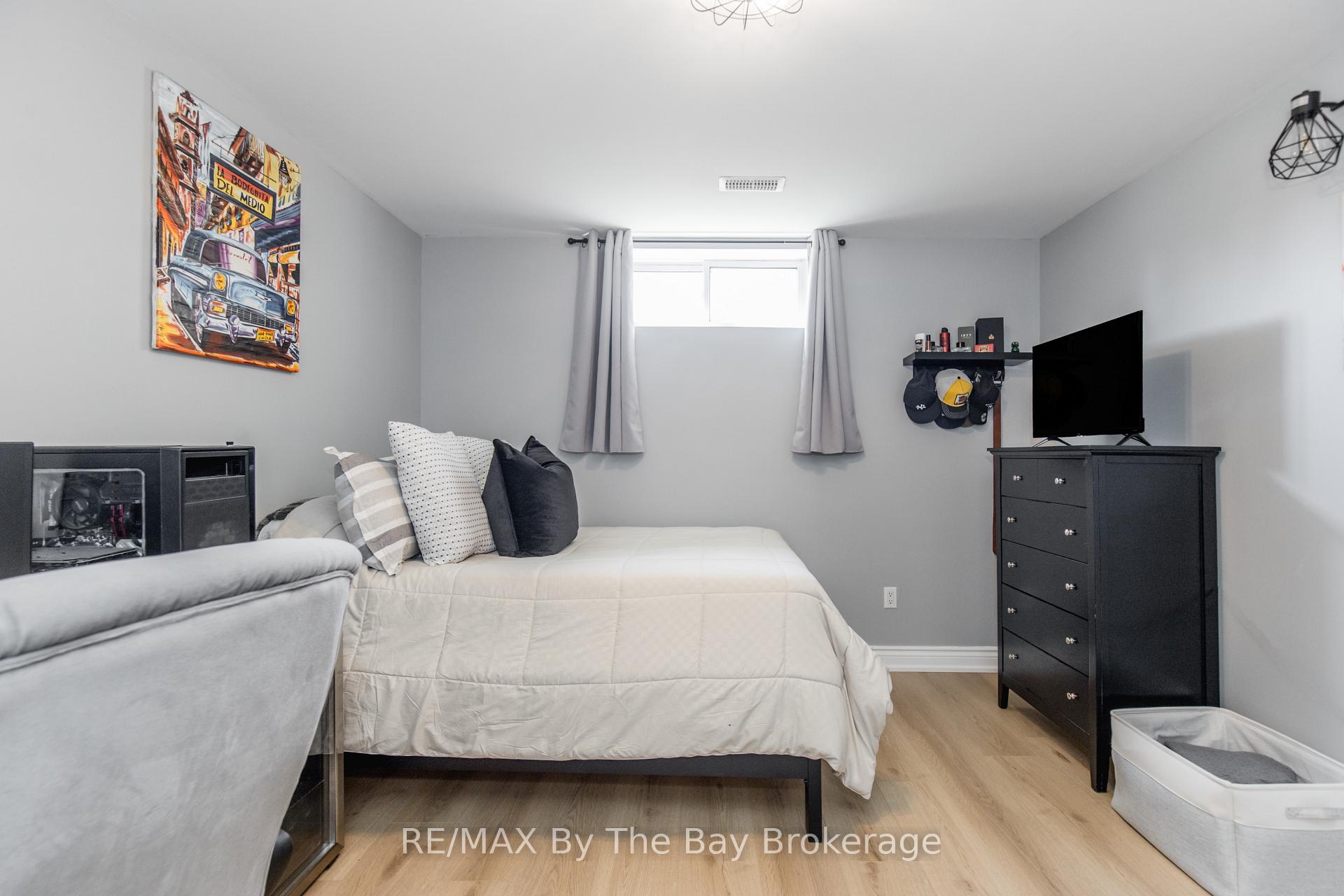 Photo 42 of 25 Britton Court, Wasaga Beach — HOMEH
