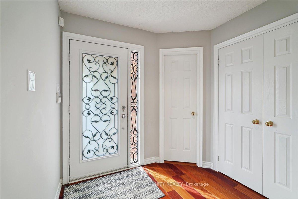 Photo 5 of 35 Timberview Drive, Vaughan, Patterson — HOMEH
