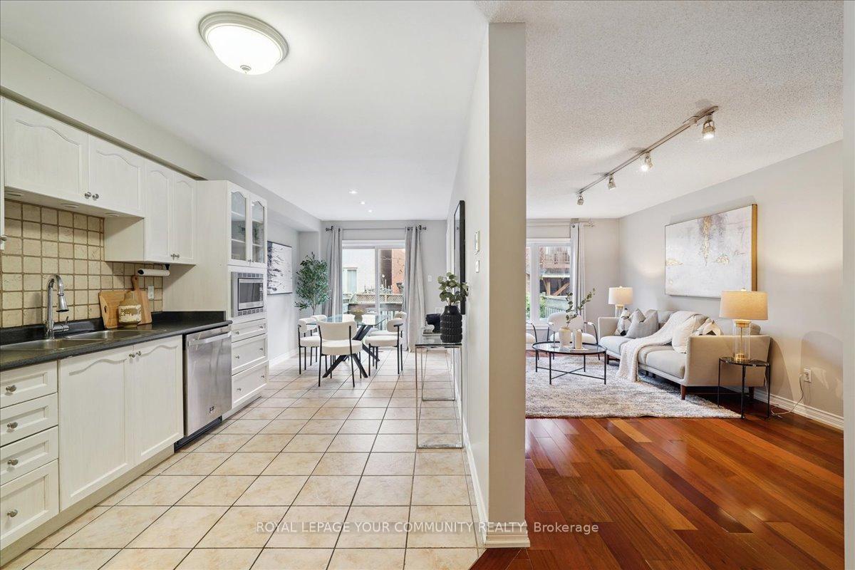 Photo 6 of 35 Timberview Drive, Vaughan, Patterson — HOMEH
