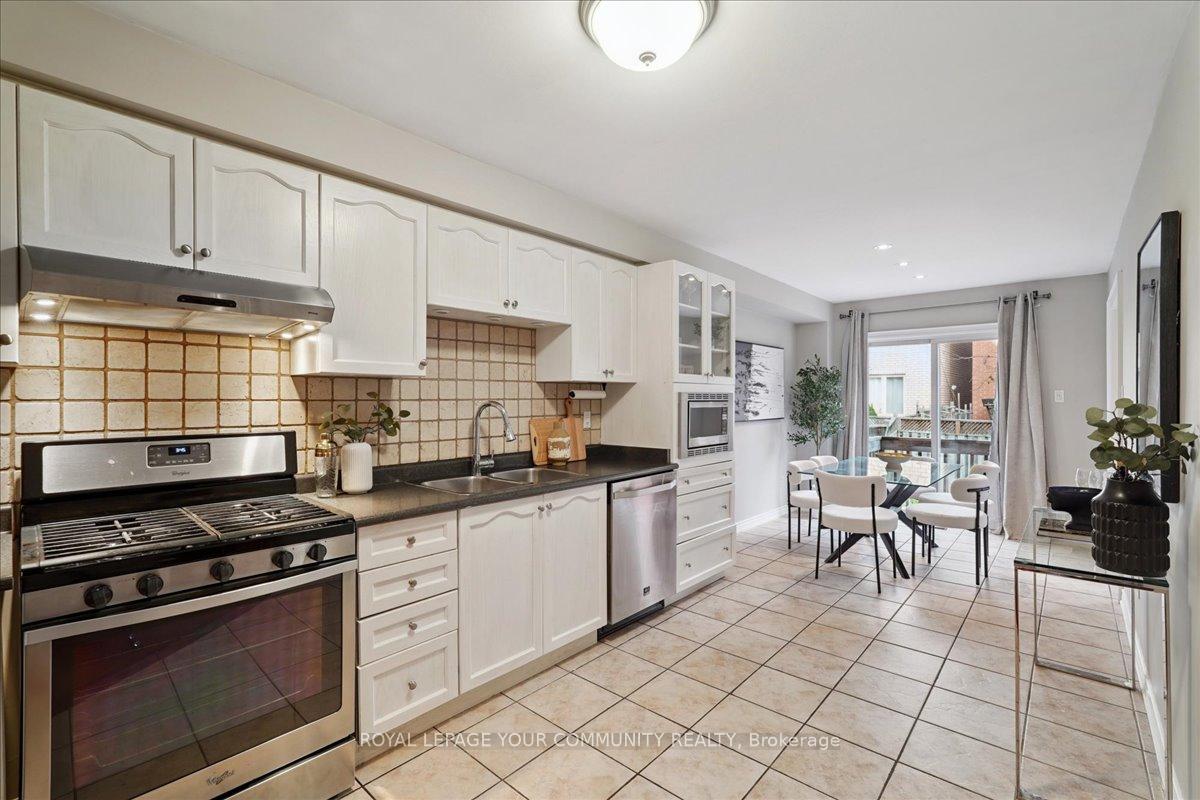 Photo 7 of 35 Timberview Drive, Vaughan, Patterson — HOMEH
