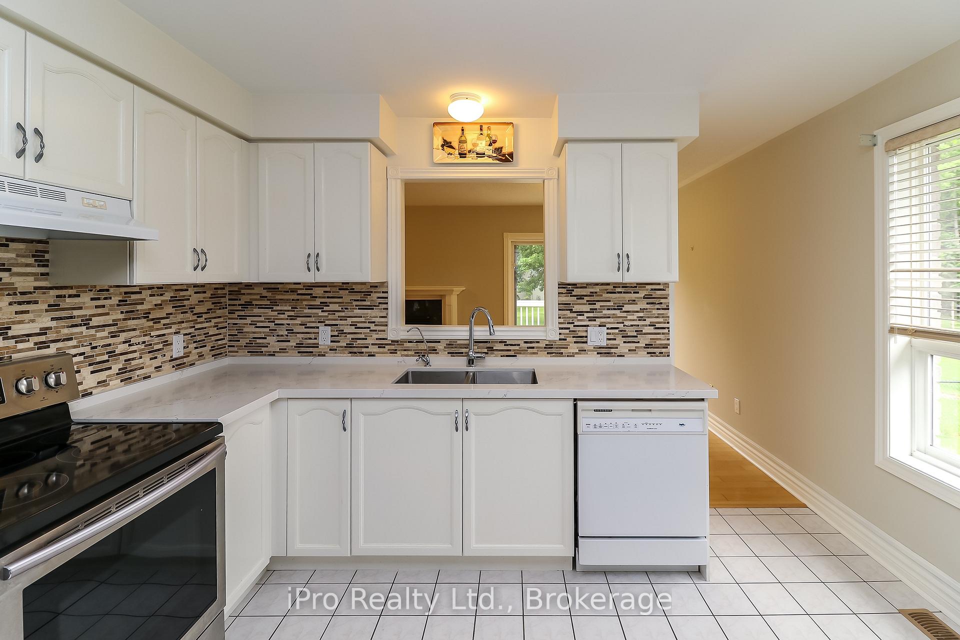 Photo 16 of 16 Martyn Drive, Wasaga Beach — HOMEH