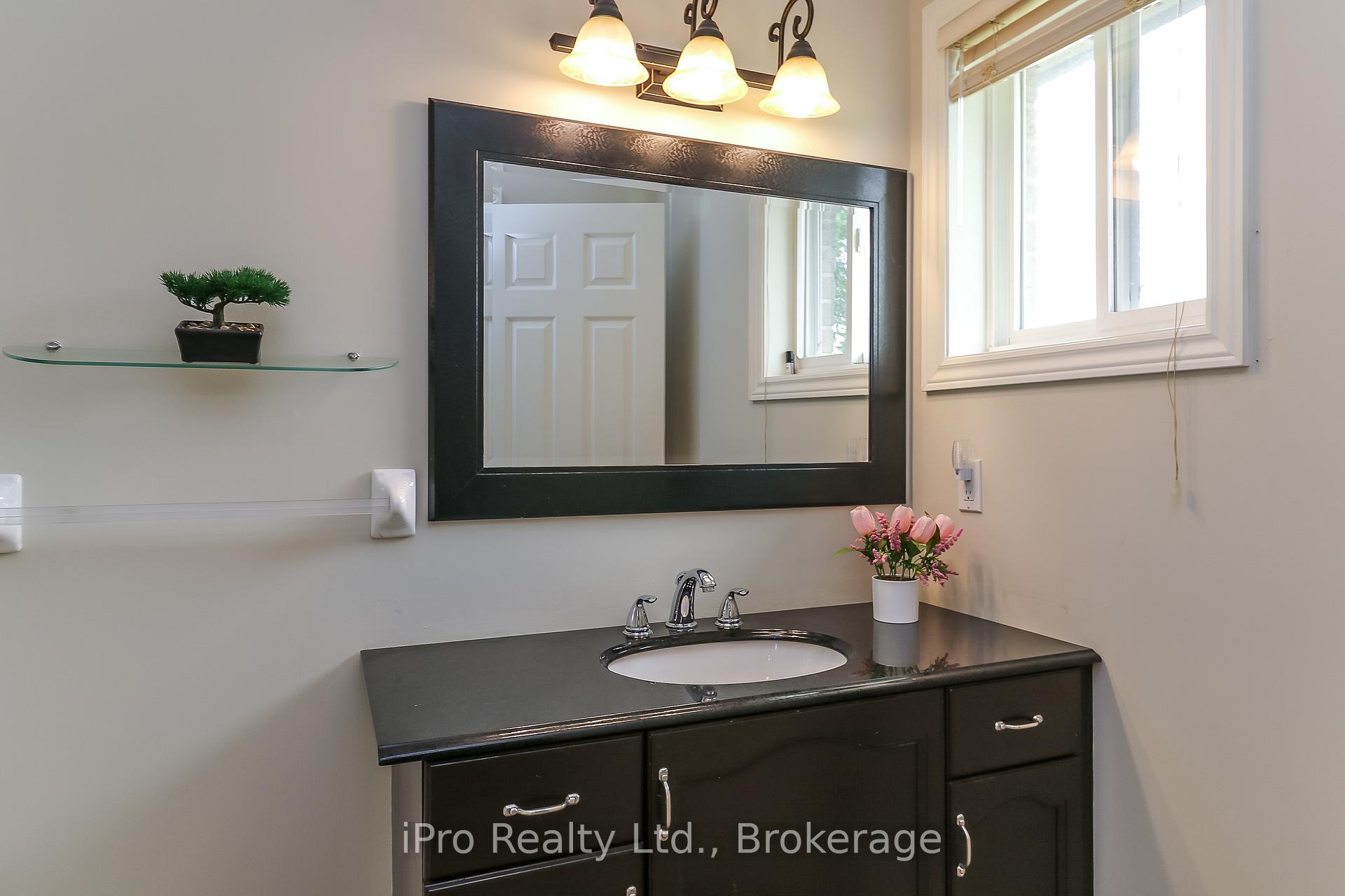 Photo 23 of 16 Martyn Drive, Wasaga Beach — HOMEH