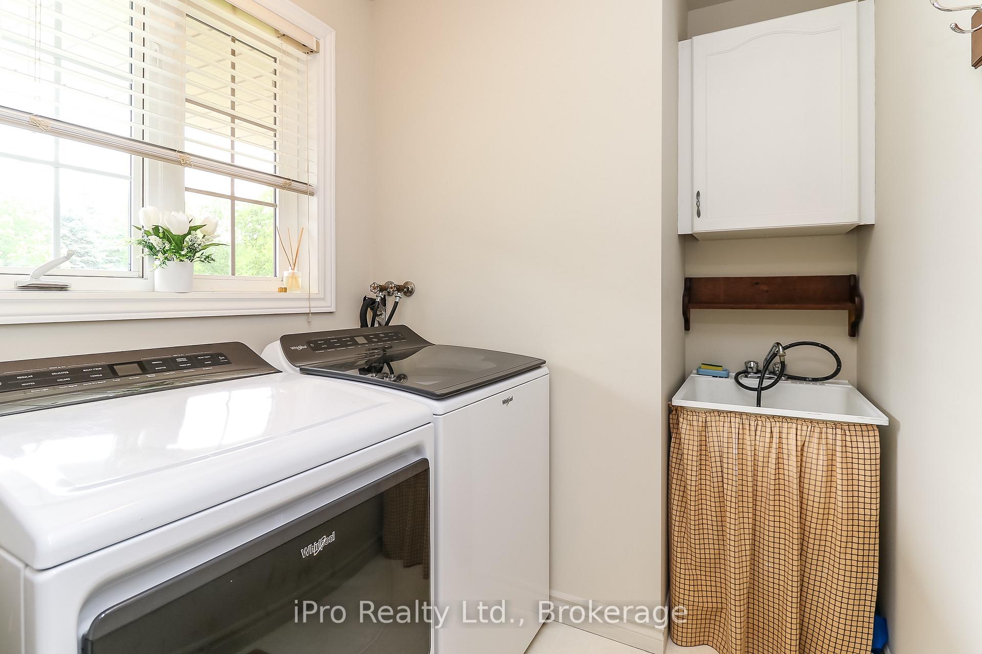 Photo 24 of 16 Martyn Drive, Wasaga Beach — HOMEH