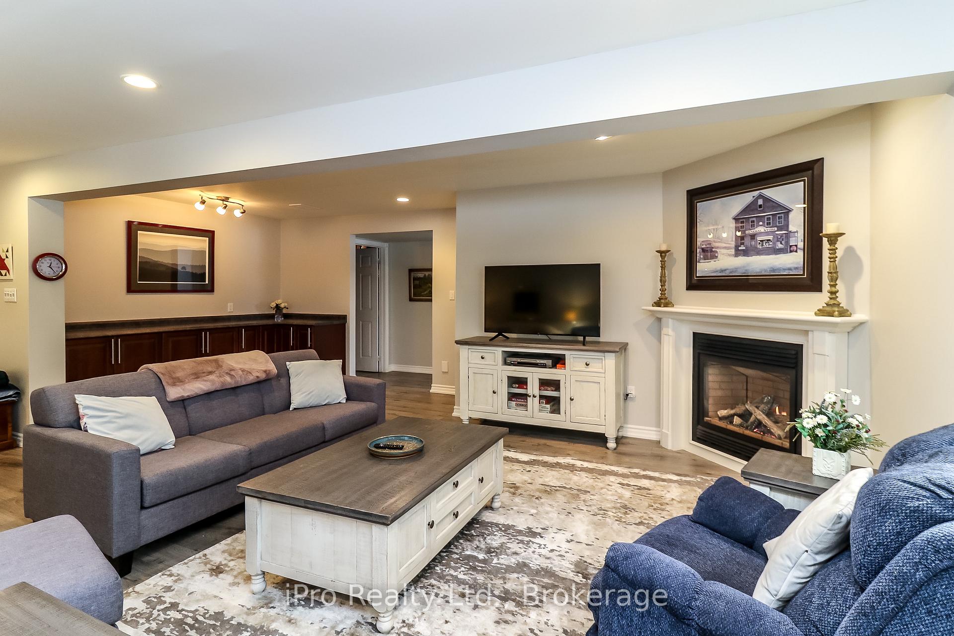 Photo 28 of 16 Martyn Drive, Wasaga Beach — HOMEH