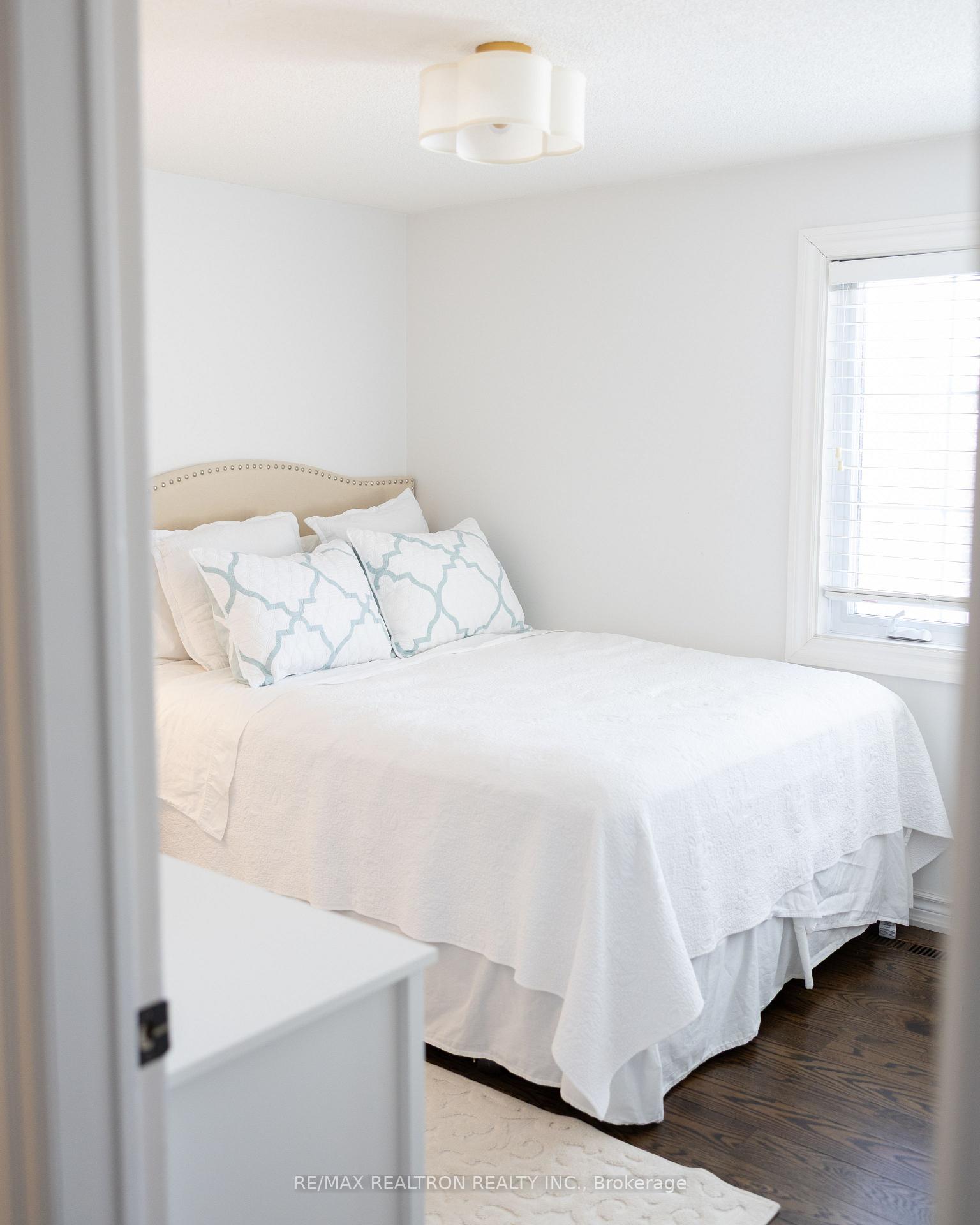 Photo 22 of 117 Timber Mill Avenue, Whitby, Williamsburg — HOMEH