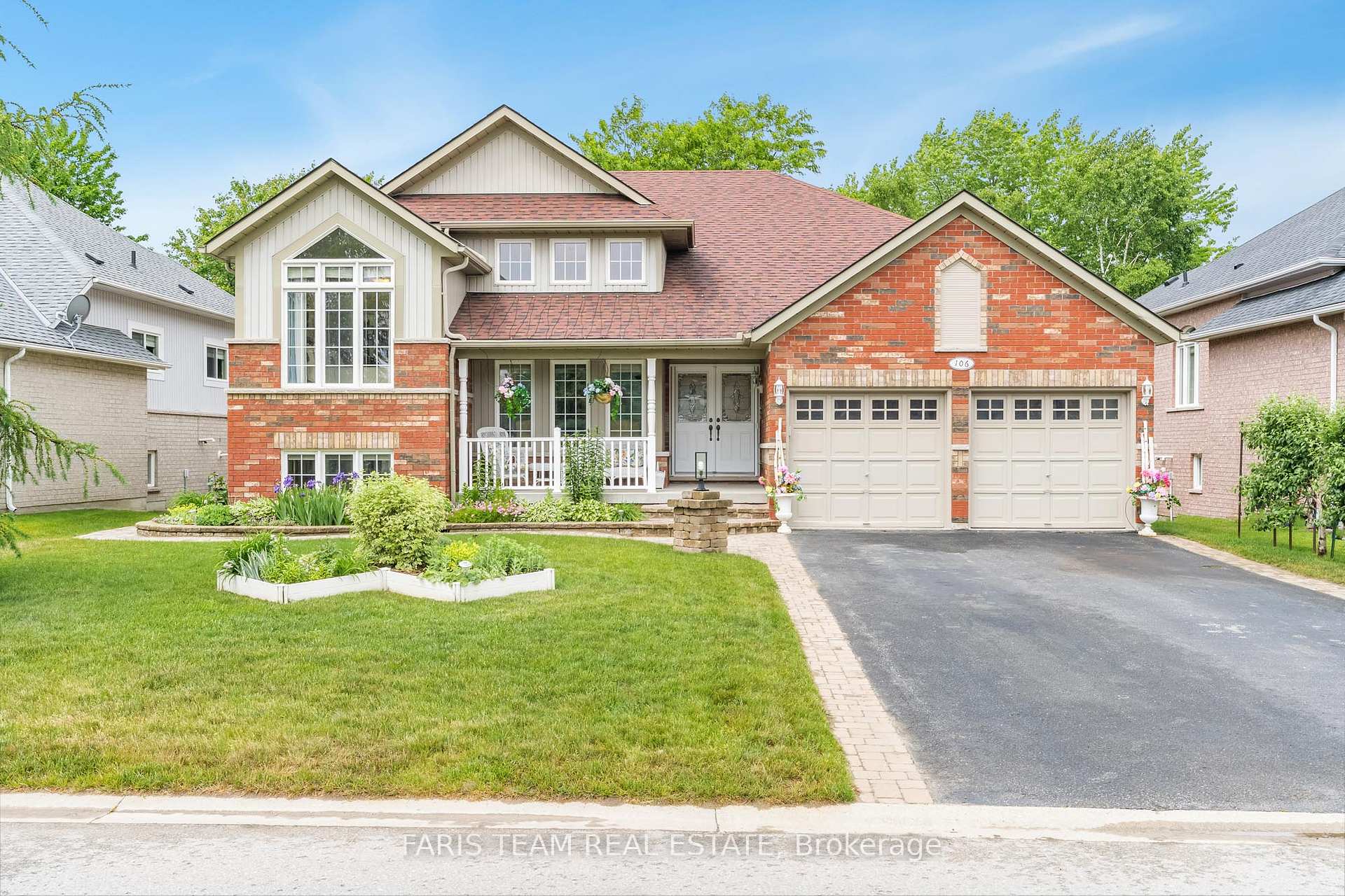 Photo 1 of 106 Royal Beech Drive, Wasaga Beach — HOMEH