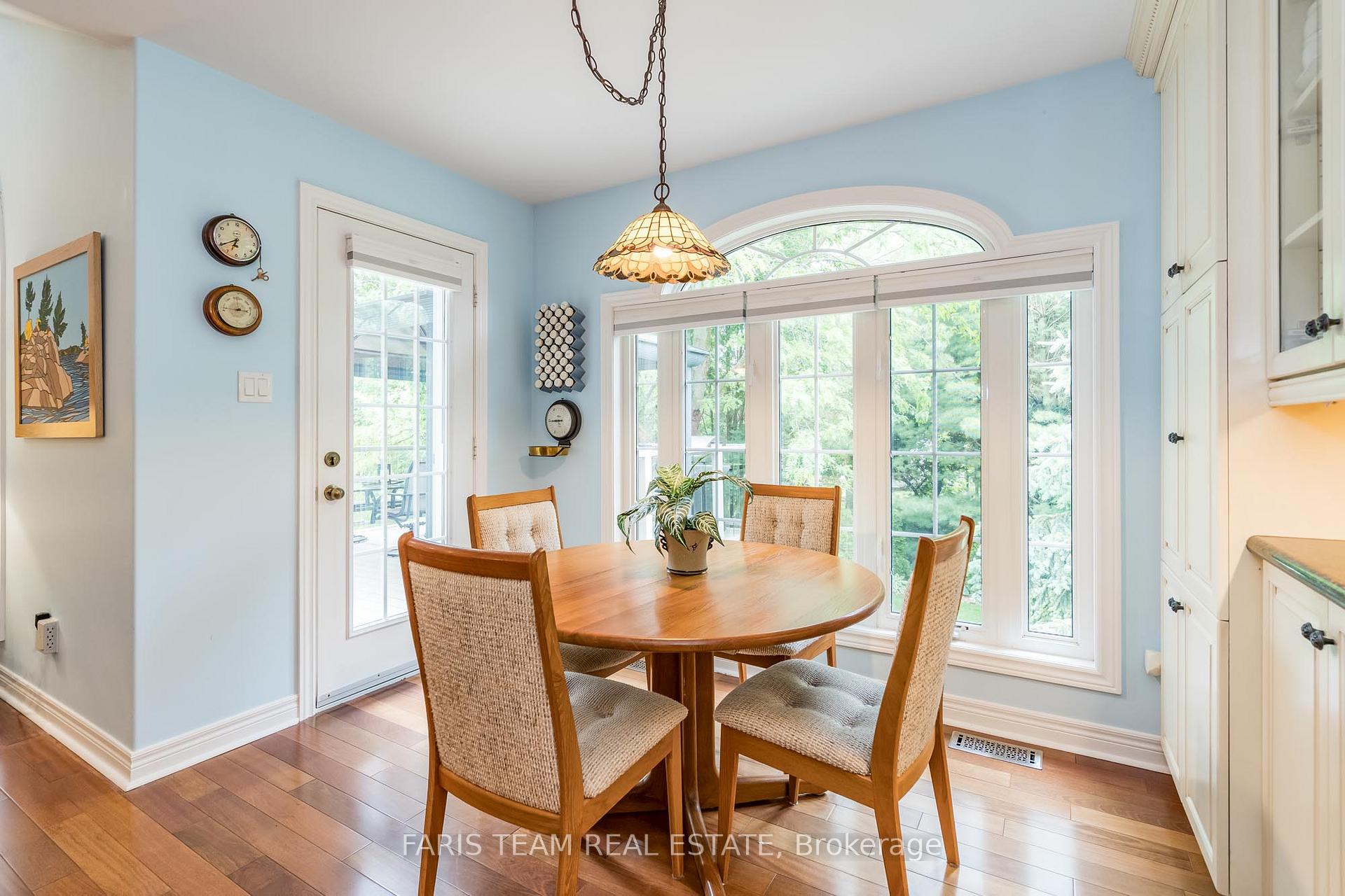 Photo 10 of 106 Royal Beech Drive, Wasaga Beach — HOMEH