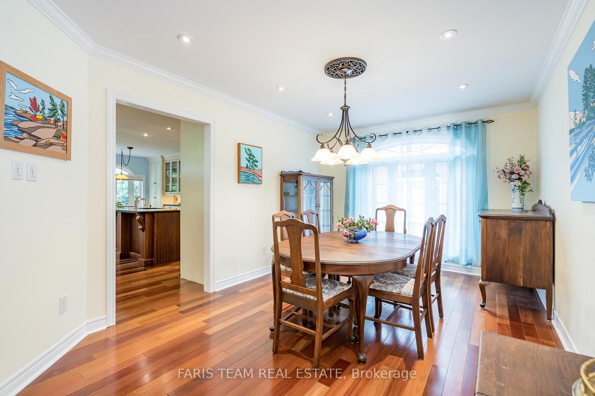 Photo 11 of 106 Royal Beech Drive, Wasaga Beach — HOMEH
