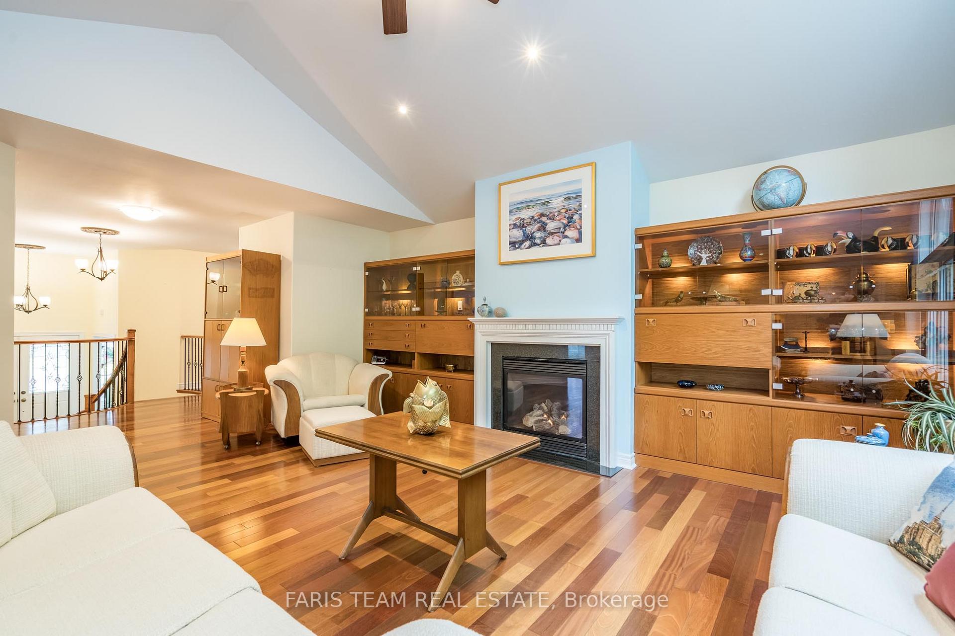 Photo 13 of 106 Royal Beech Drive, Wasaga Beach — HOMEH