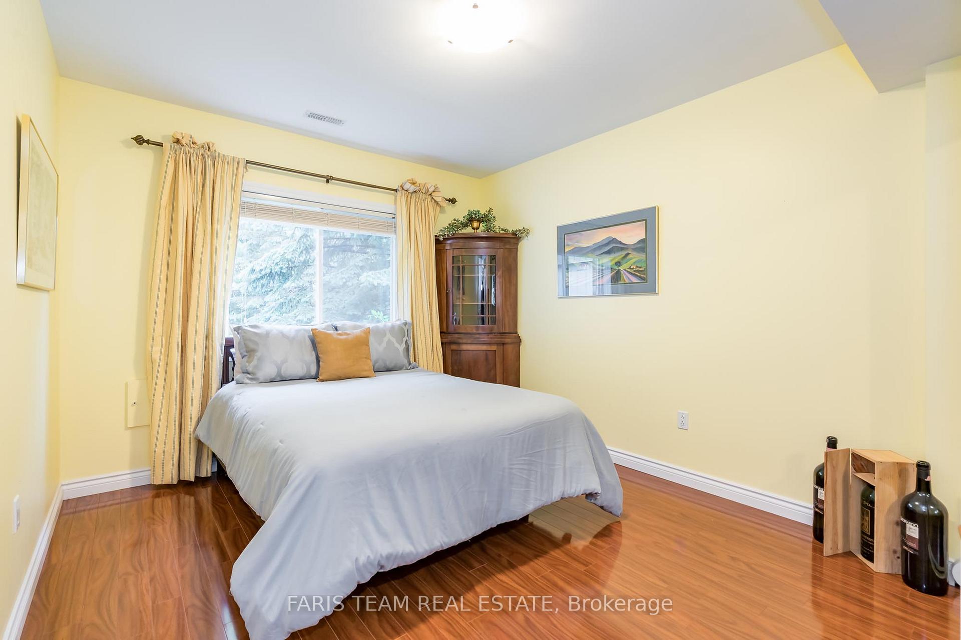 Photo 30 of 106 Royal Beech Drive, Wasaga Beach — HOMEH
